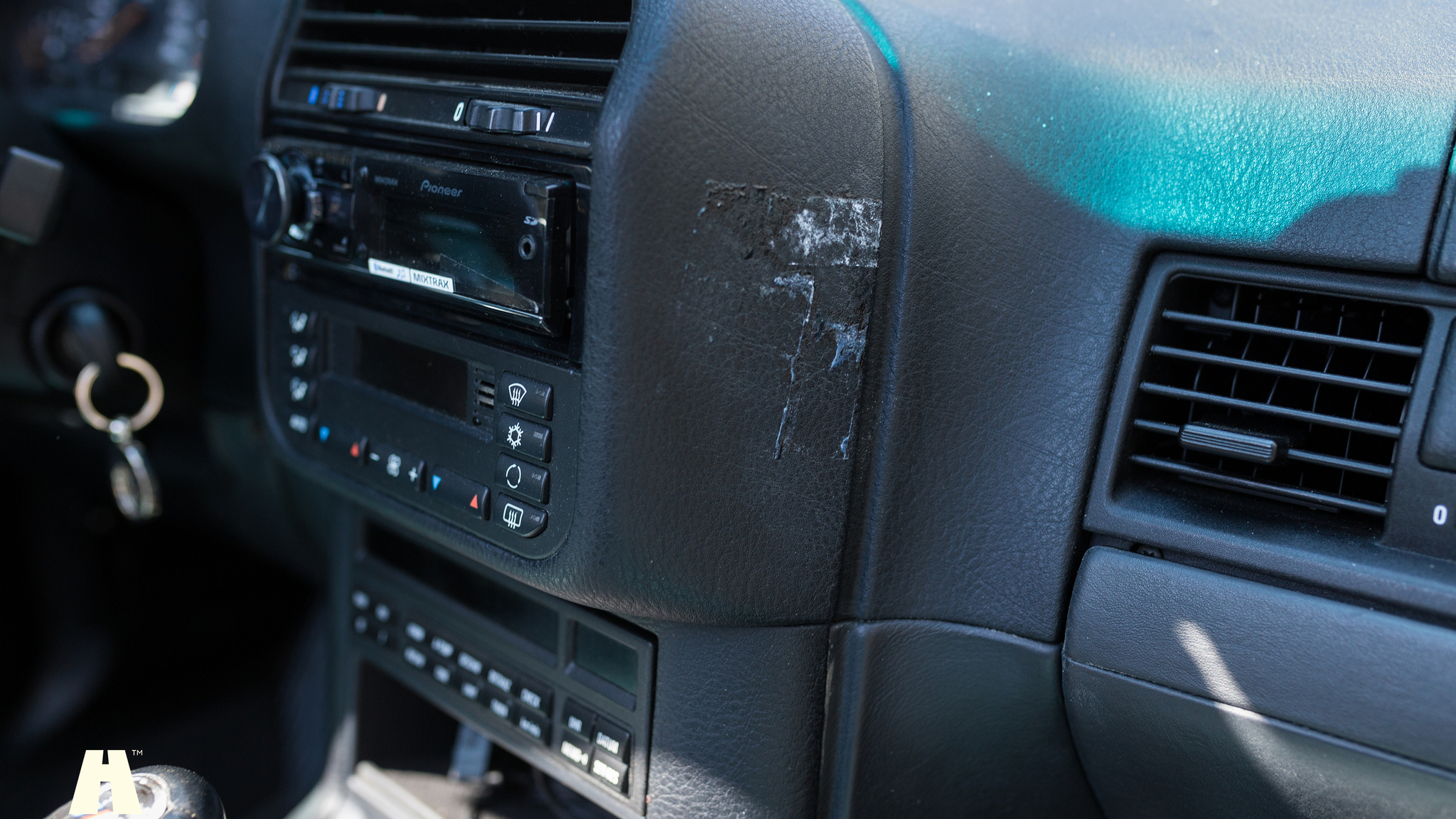 Innenraumfoto von 1996 BMW M3 3.2 Cabriolet (36)