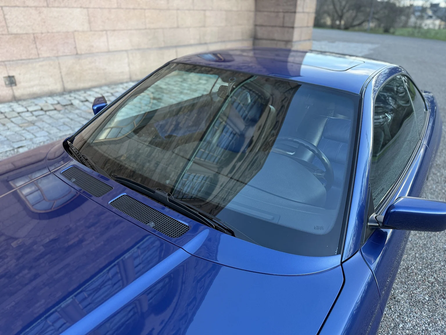 Exteriörbild på 1992 BMW 850iA - No Reserve (39)