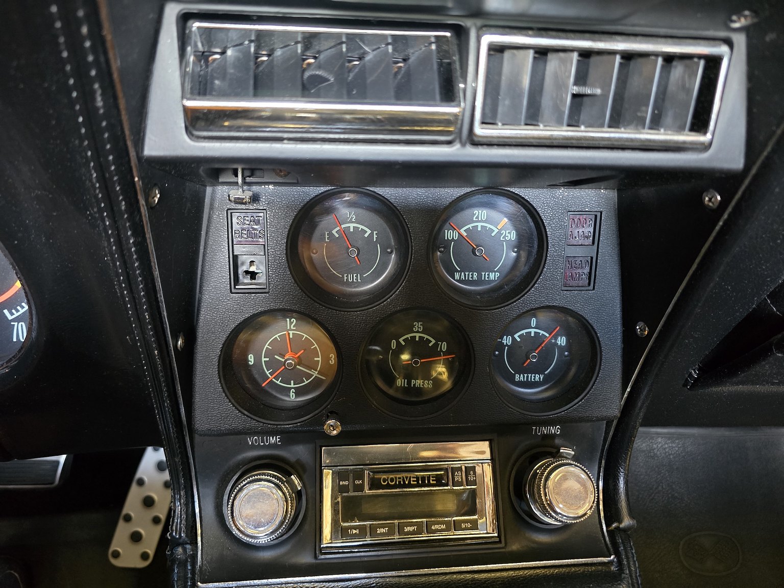 Interior image of 1969 Chevrolet Corvette Stingray 6.0 V8