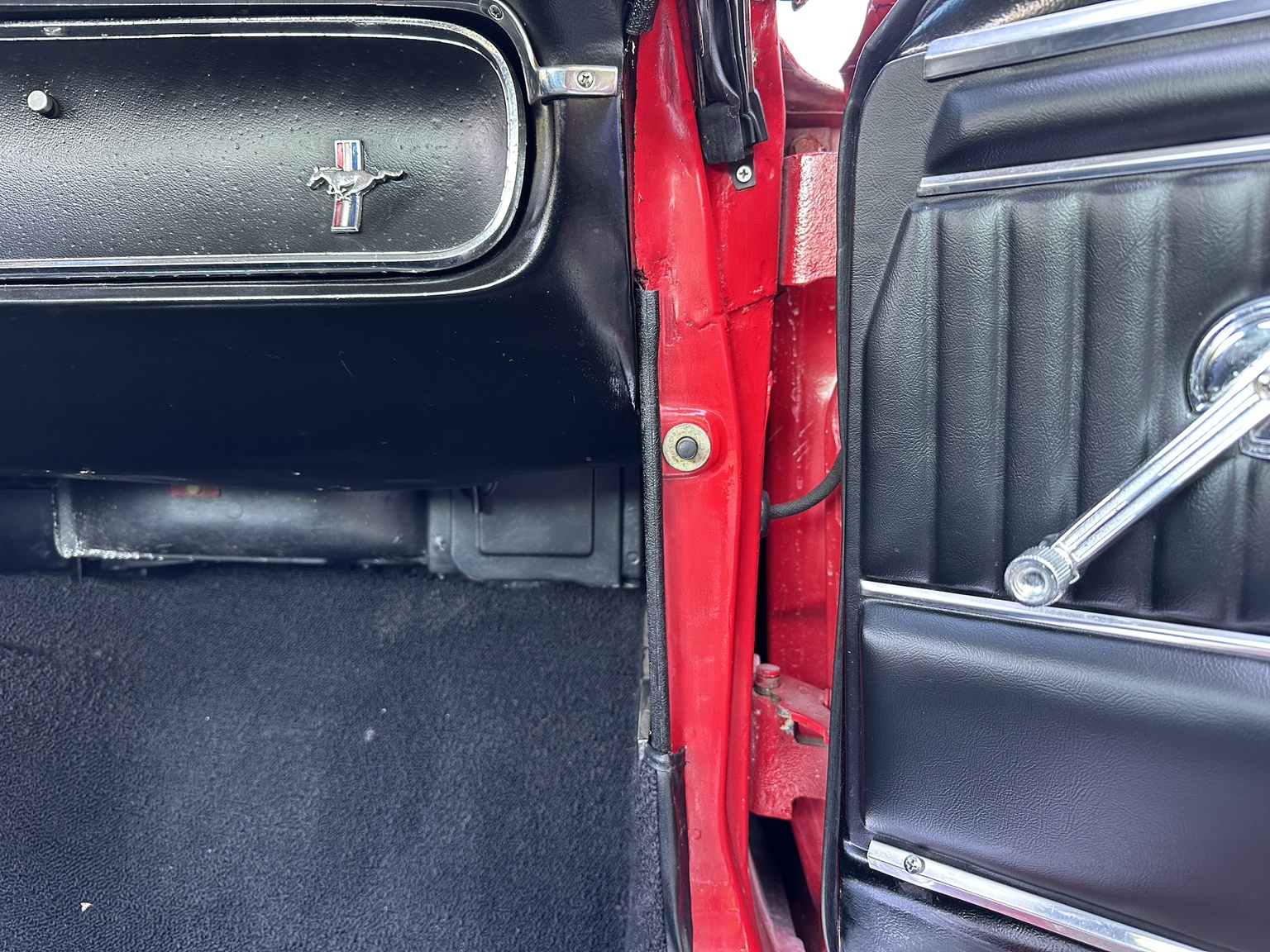 Interior image of 1965 Ford Mustang 289 Fastback