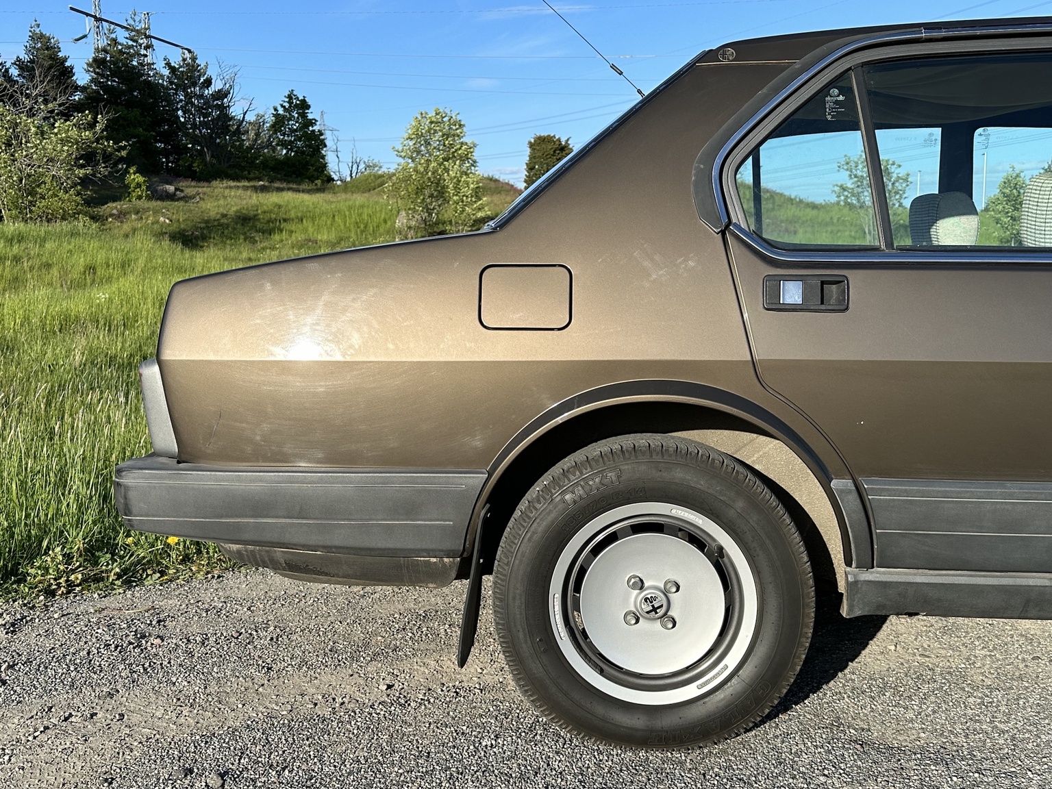 Exterior image of 1984 Alfa Romeo Alfetta 2000