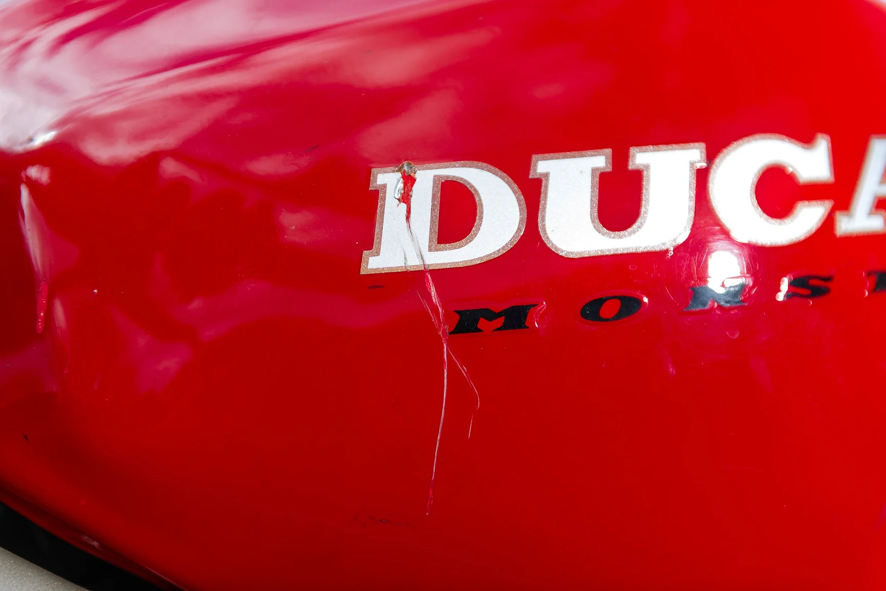 Exterior image of 1996 Ducati 600 Monster (40)