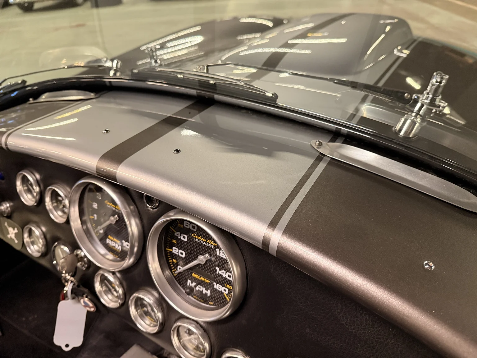 Interiörbild 2018 Superformance Cobra (4)