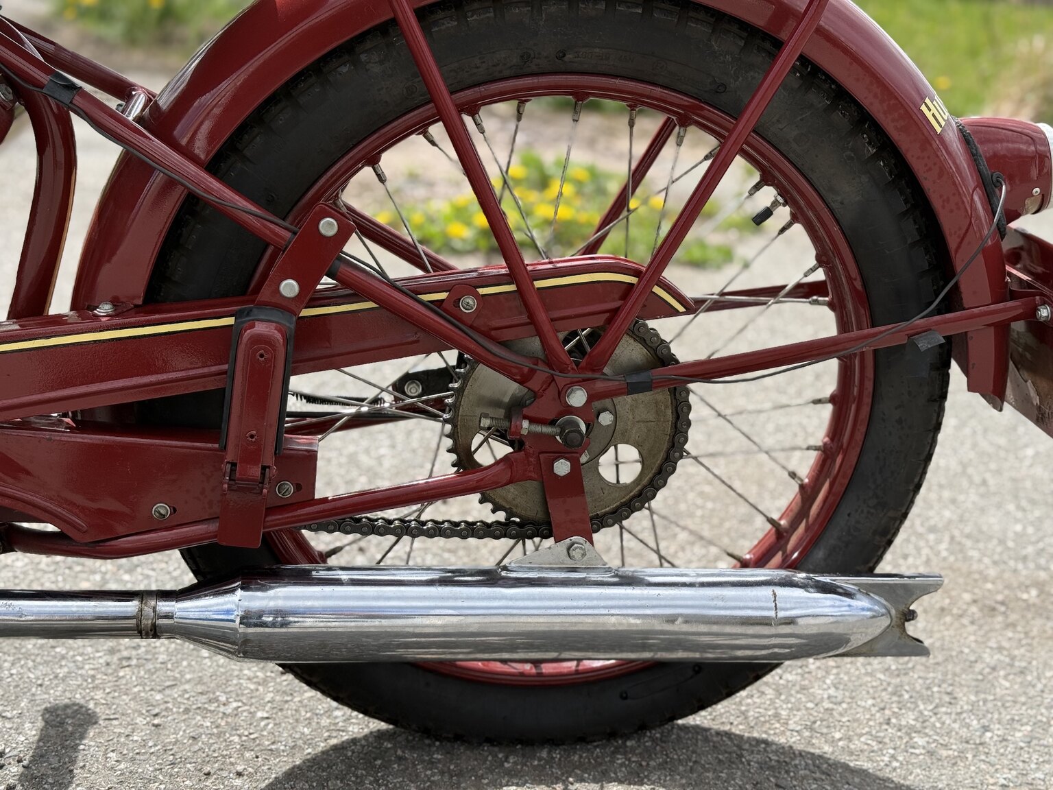 Exterior image of 1953 Huskvarna Modell 30