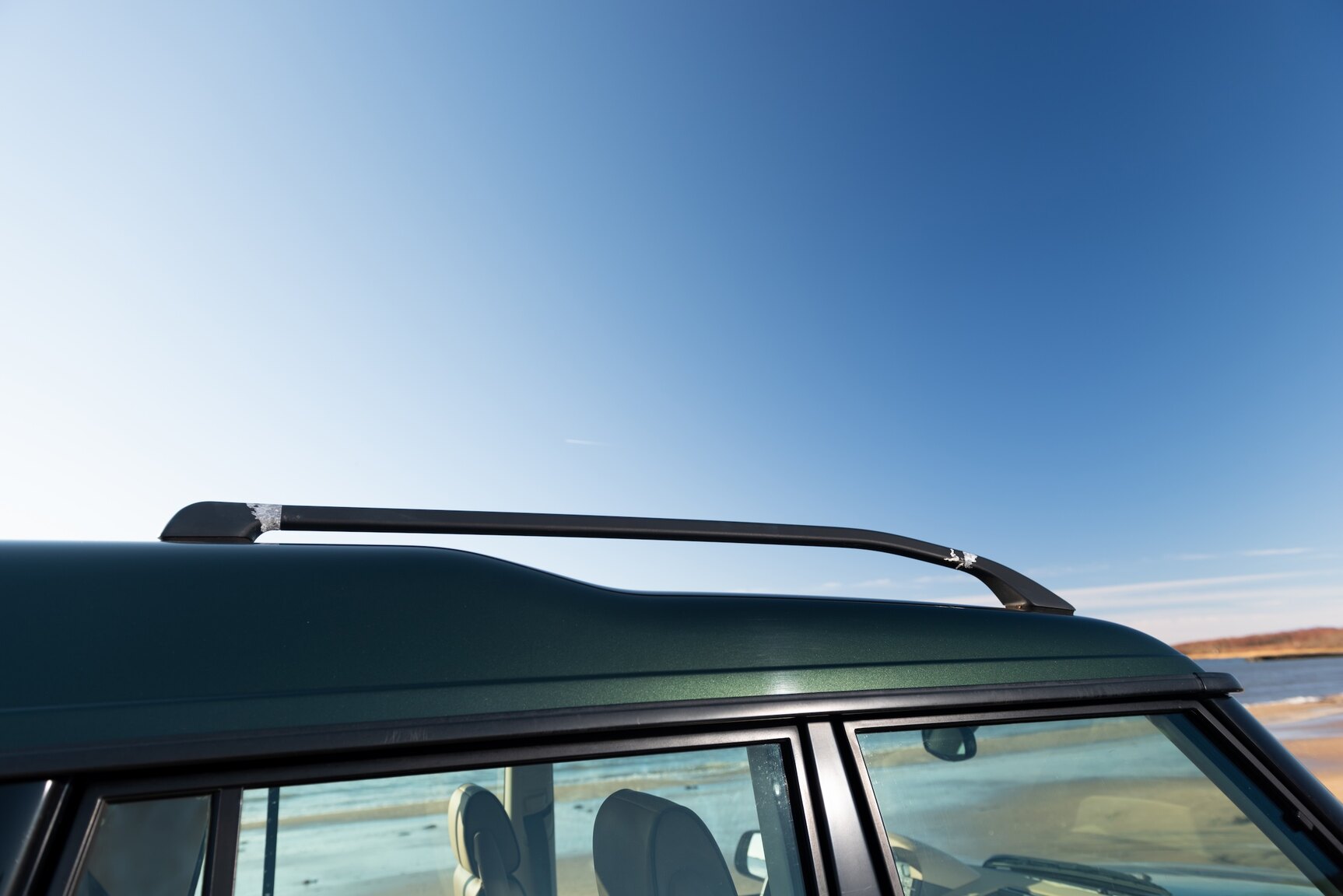 Exterior image of 1999 Land Rover Discovery 4.0 V8