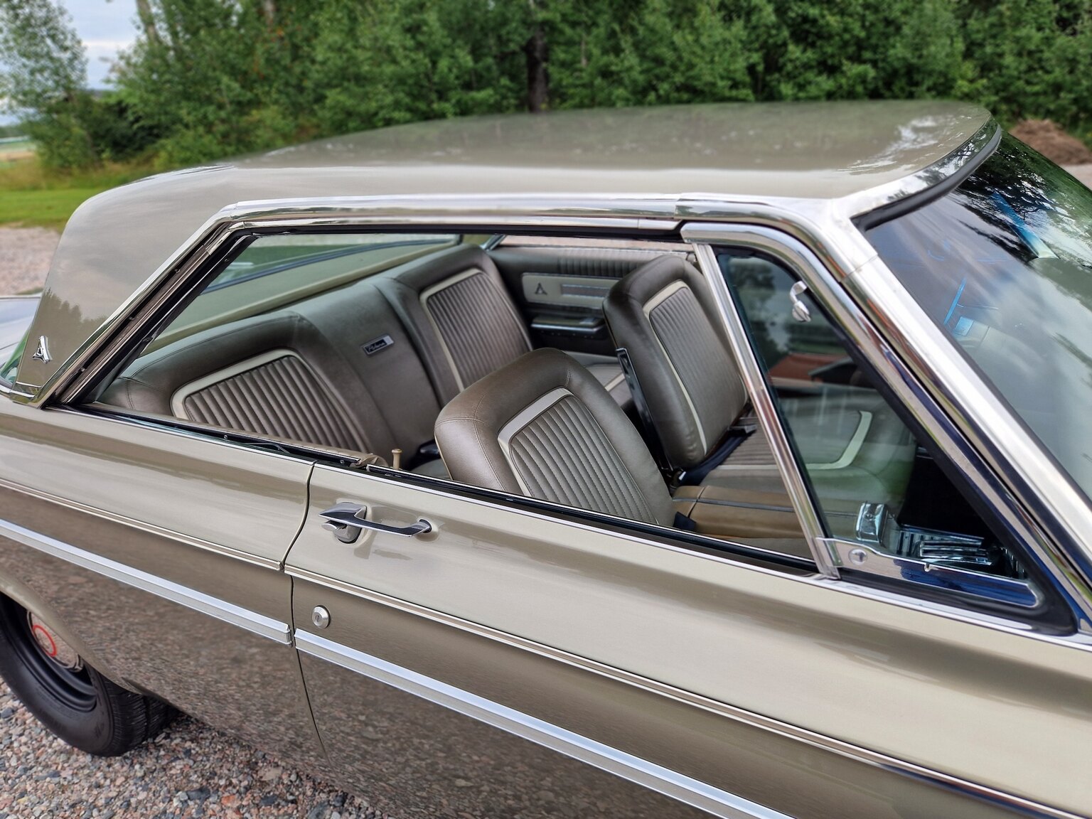 Exteriörbild på 1964 Dodge Polara 500