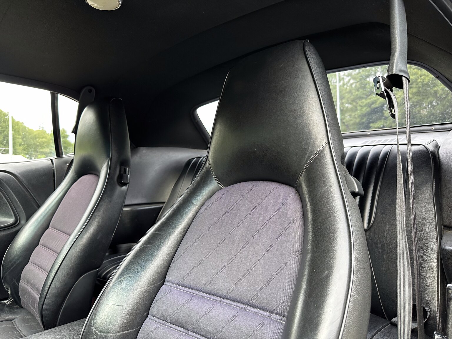 Interior image of 1971 Dodge Challenger 440 (24)