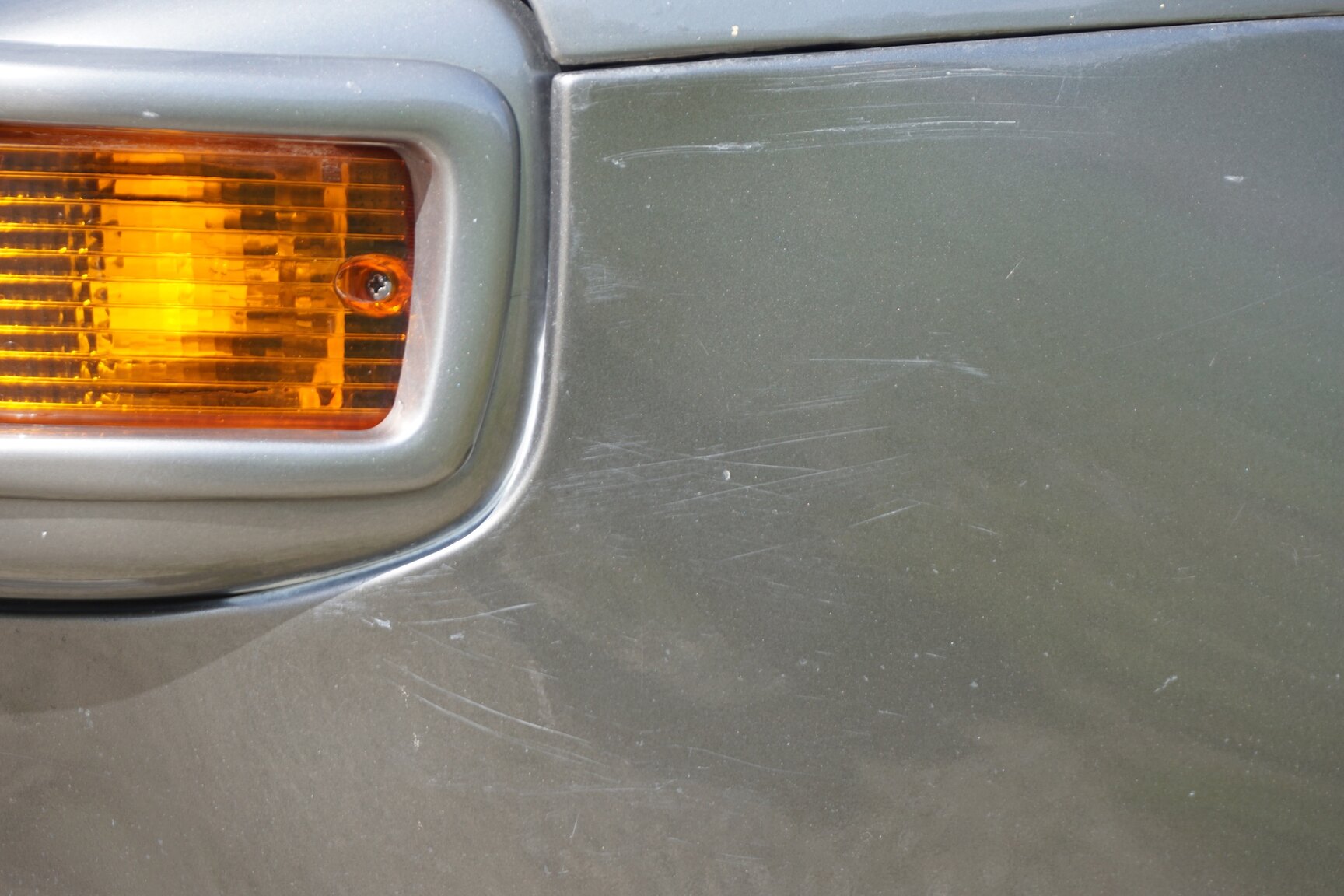 Aussenfoto 1985 Porsche 944 "NO RESERVE AUCTION"