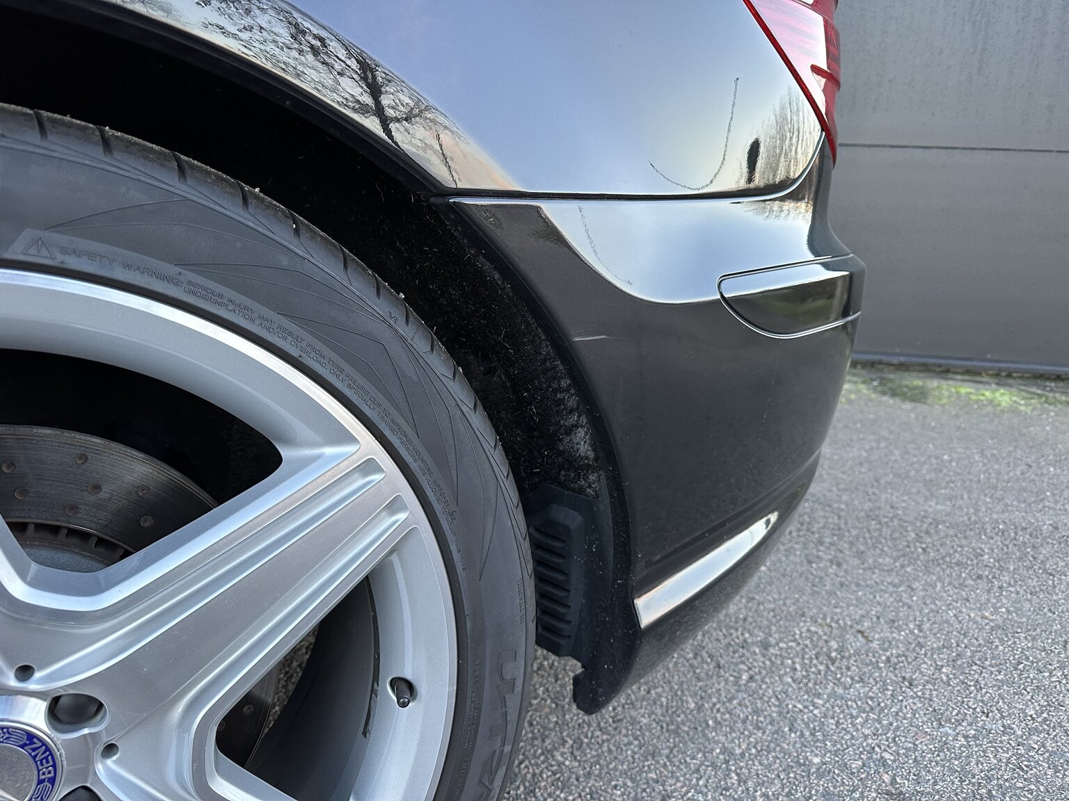 Exteriörbild på 2007 Mercedes-Benz R63 AMG