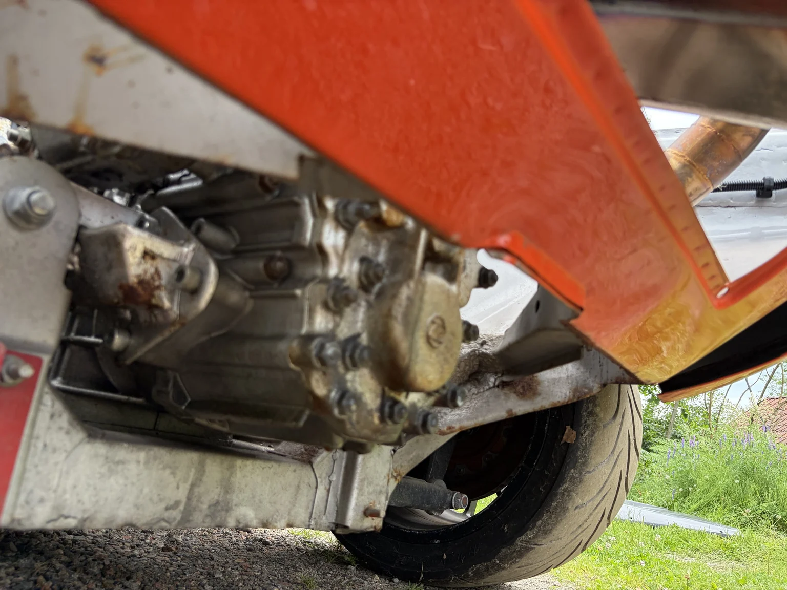 Image of 1972 De Tomaso Pantera LS Restomod mechanics (35)