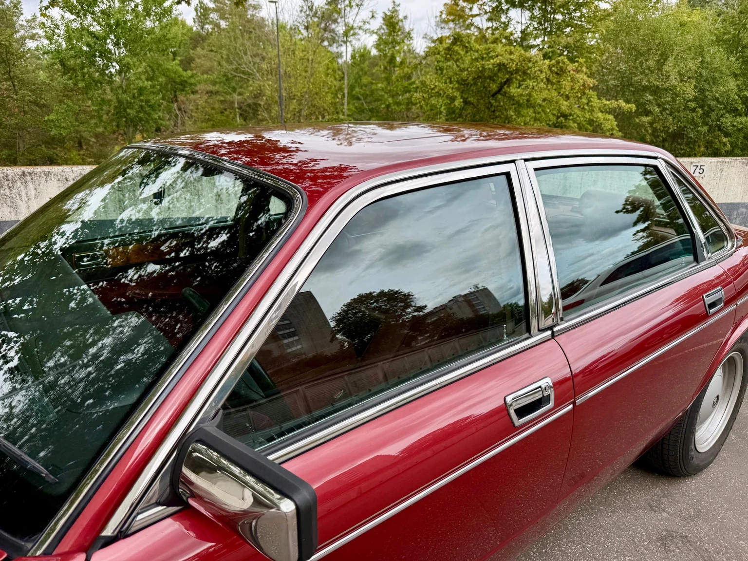 Aussenfoto 1988 Daimler Six (19)