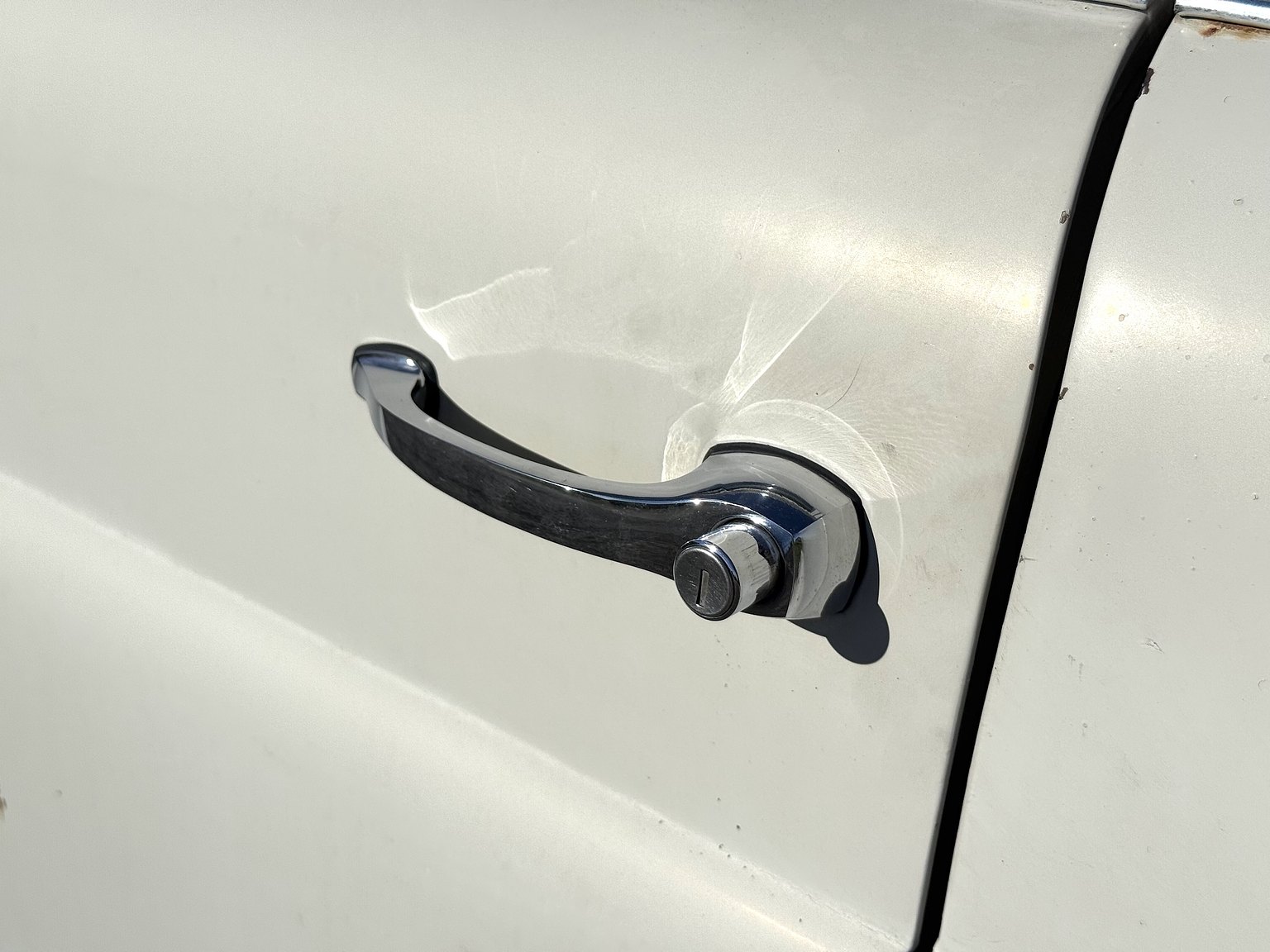 Exteriörbild på 1967 Mercedes-Benz 200