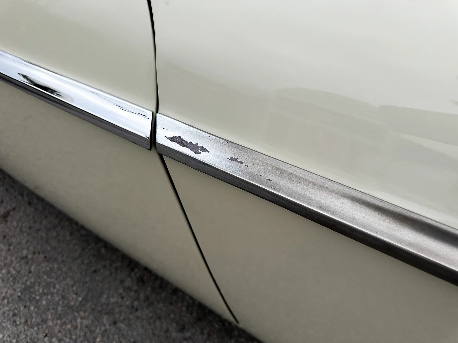 Exteriörbild på 1964 Volvo P 1800S (58)