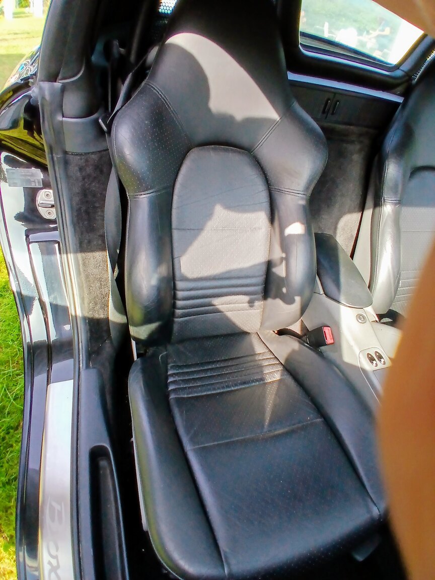 Innenraumfoto von 1999 Porsche Boxster