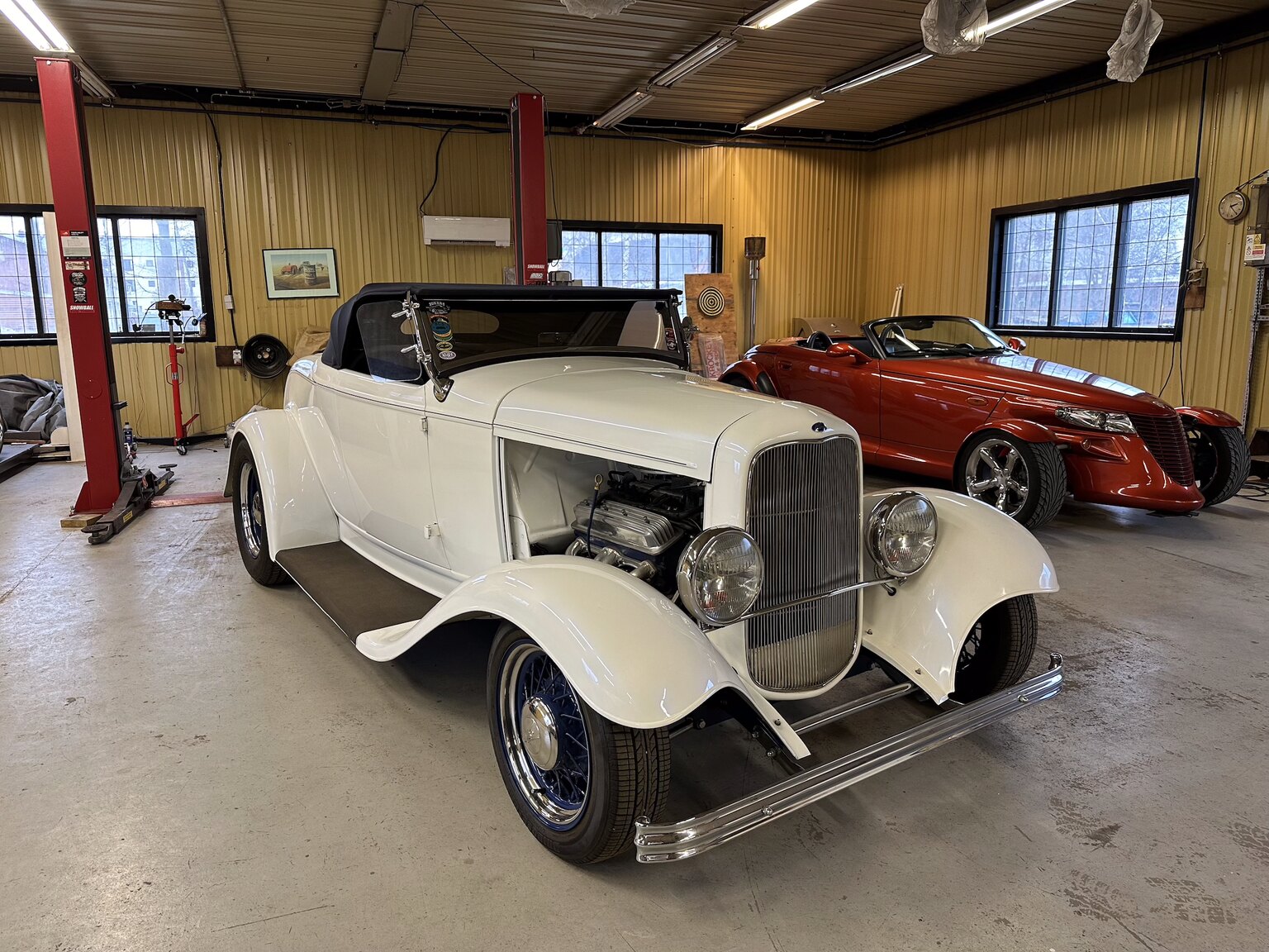 Exteriörbild på 1932 Custom Ford Rod White Ice