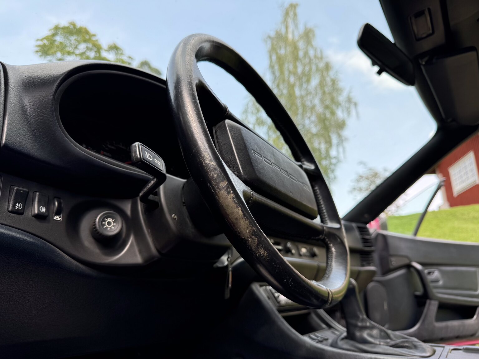 Interior image of 1990 Porsche 944 S2 Convertible