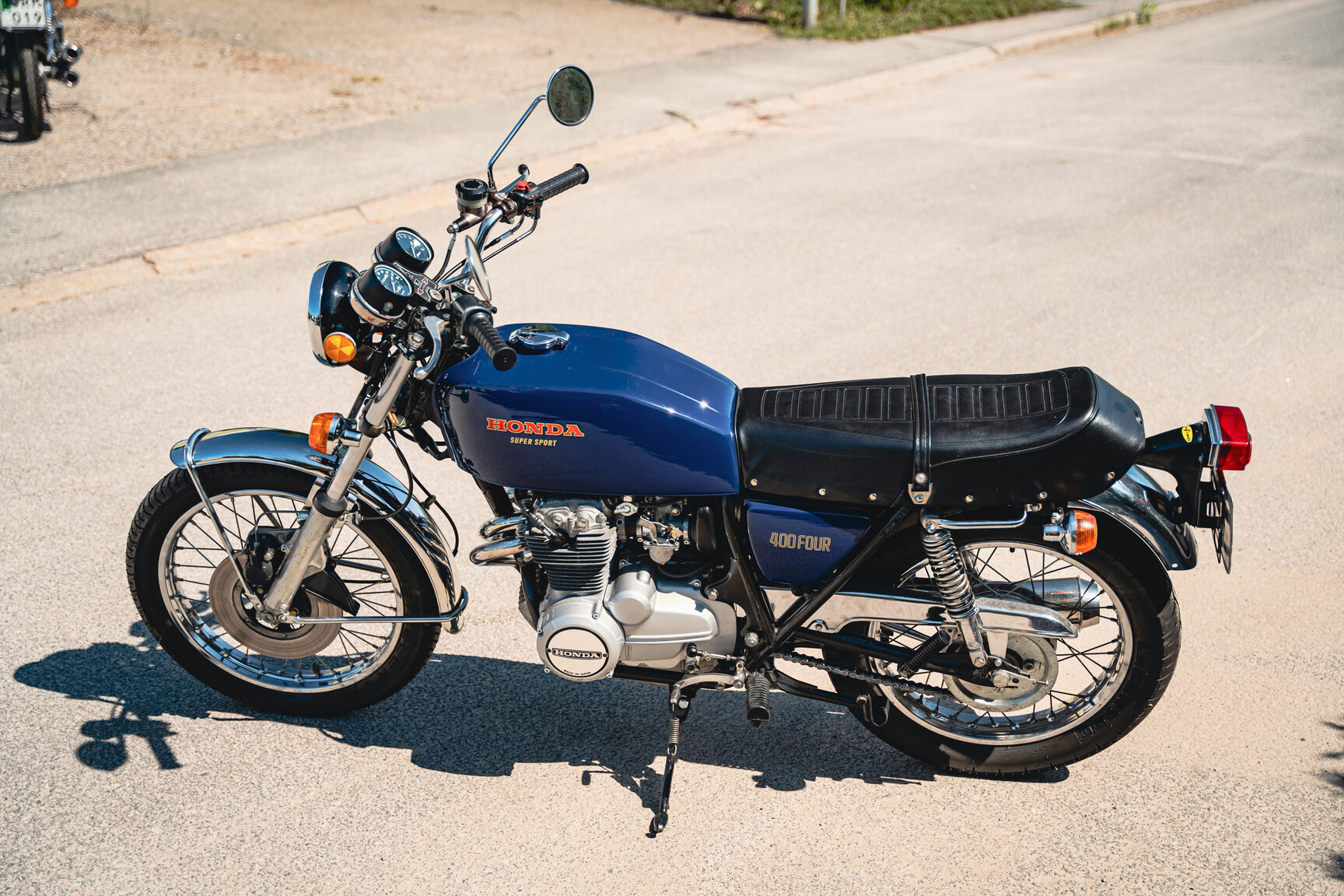 Exterior image of 1975 Honda CB 400 Four