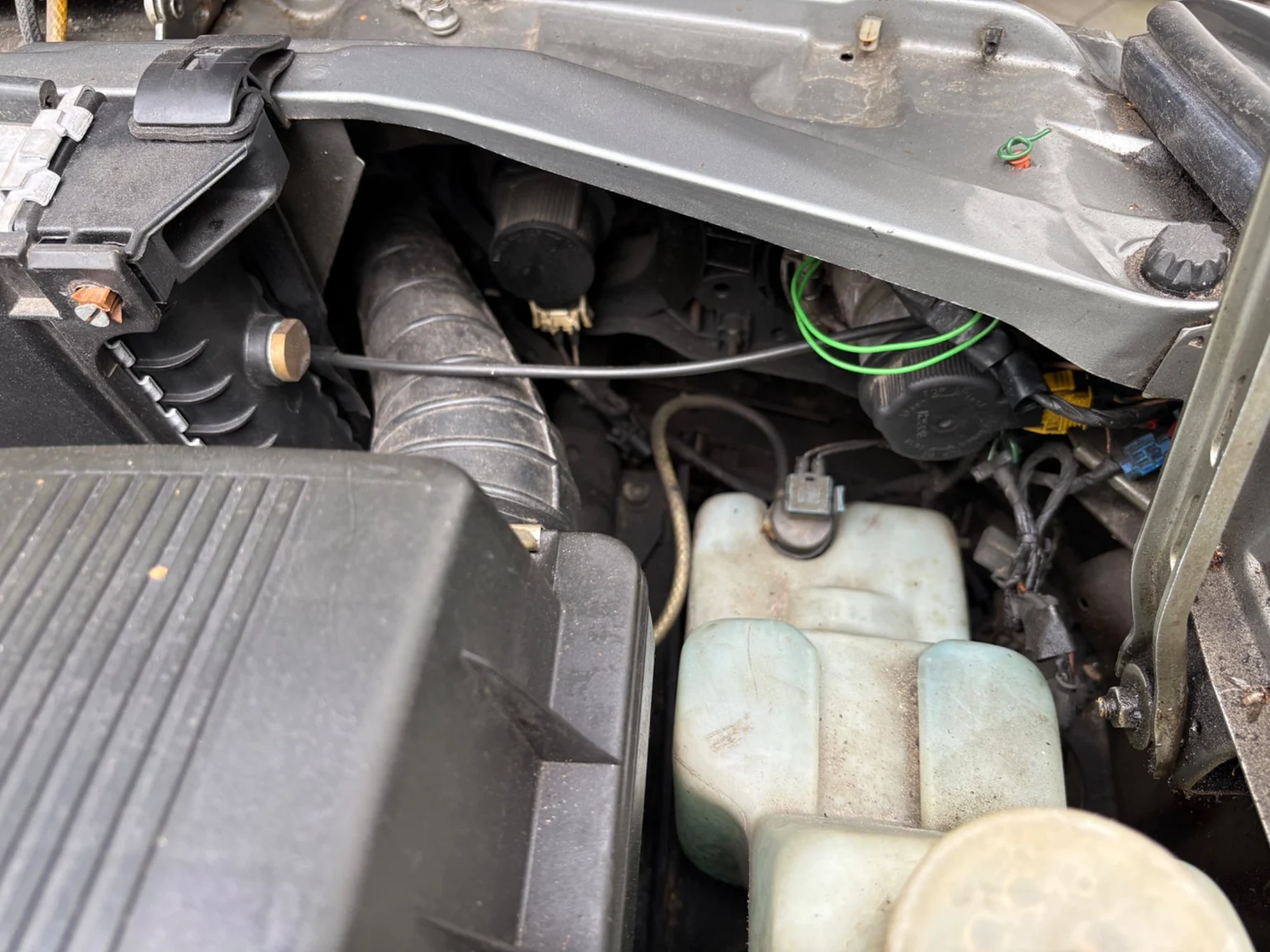 Image of 1988 BMW 730iA mechanics (24)