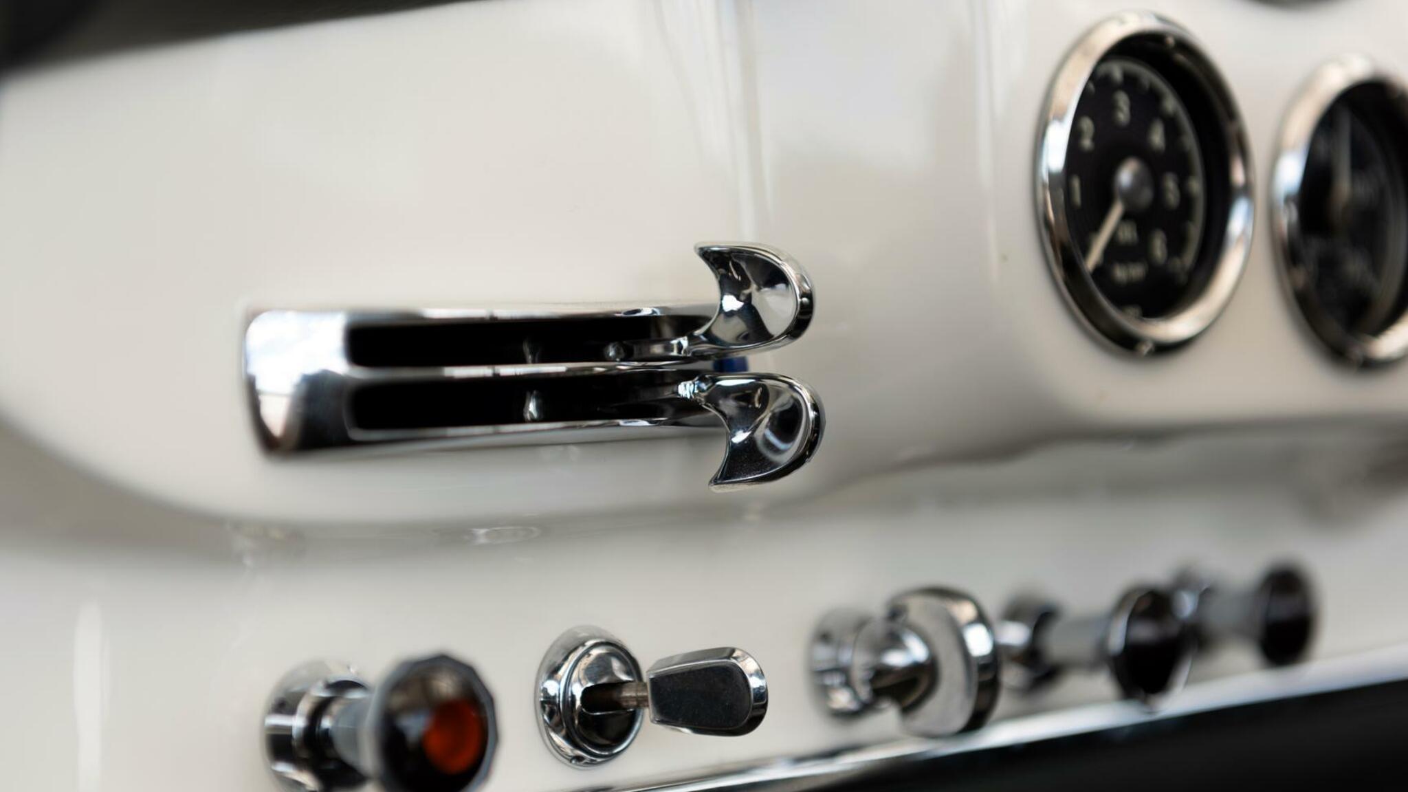 Innenraumfoto von 1956 Mercedes Benz 190 SL Roadster (25)