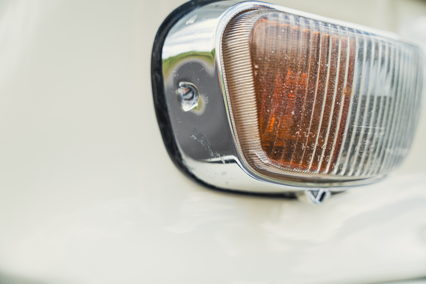 Exteriörbild på 1966 Mercedes-Benz 200 D "Heckflosse"