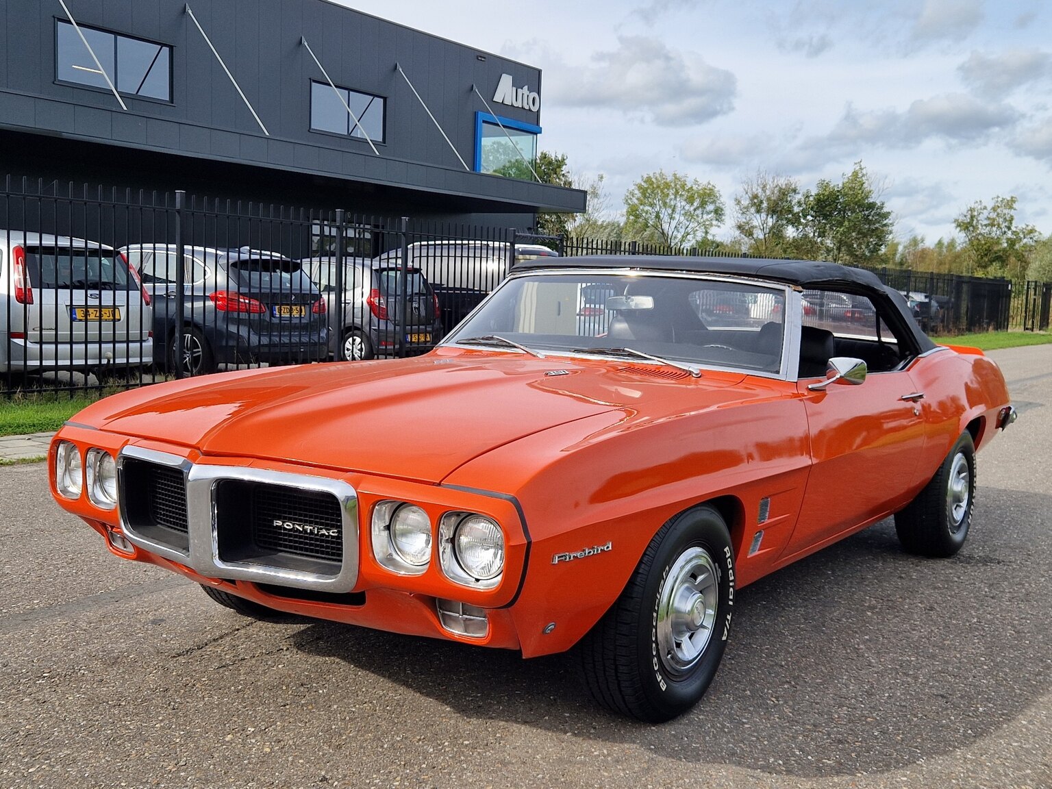 Exteriörbild på 1969 Pontiac Firebird