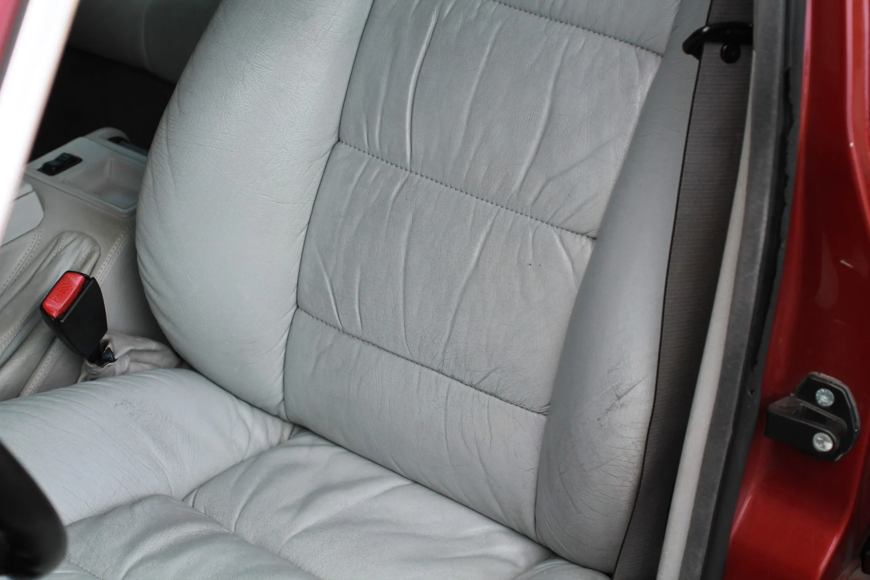 Innenraumfoto von 1993 BMW 540i Sedan (79)