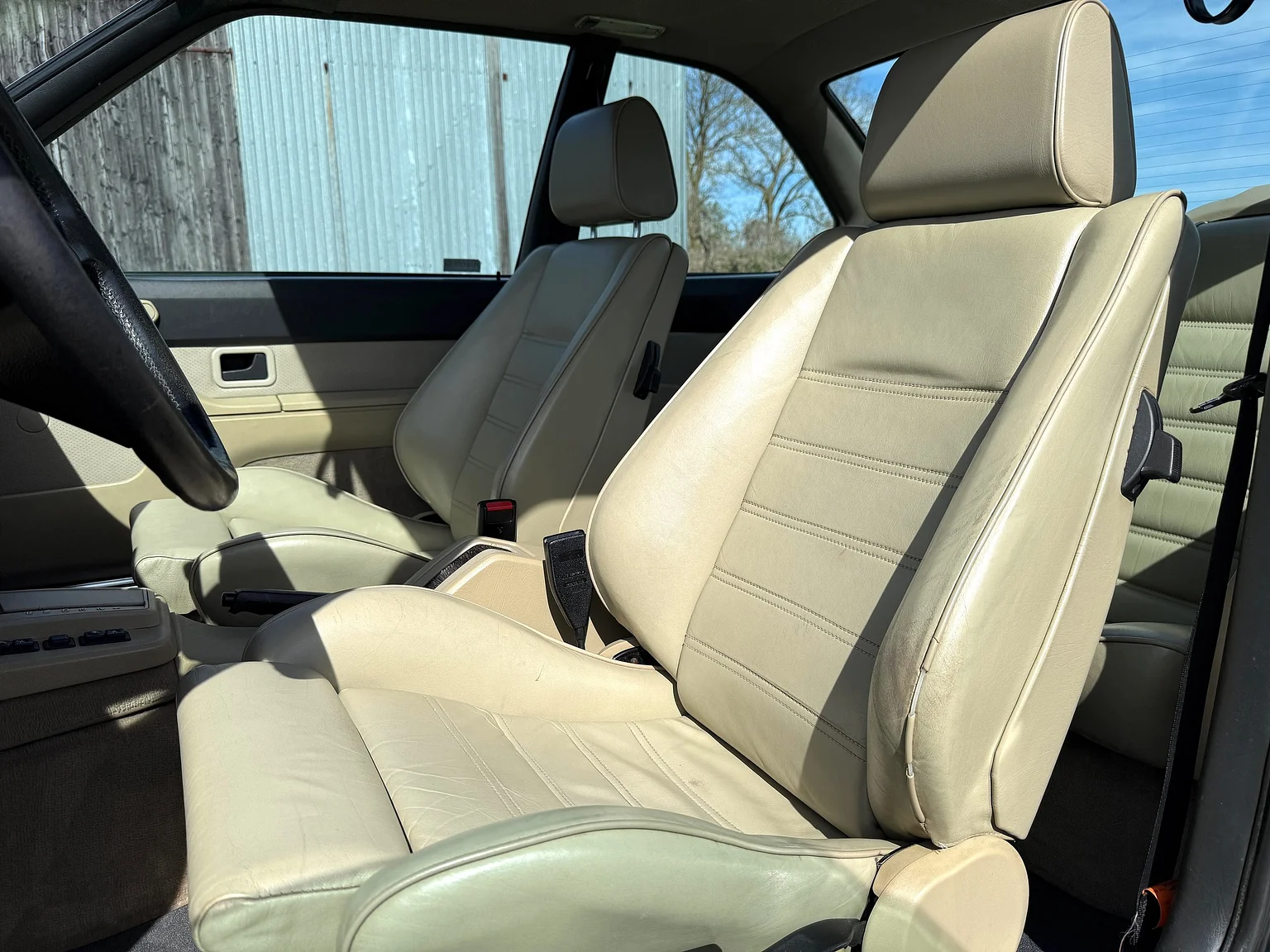 Interior image of 1985 BMW 635 CSiA (E24) (70)