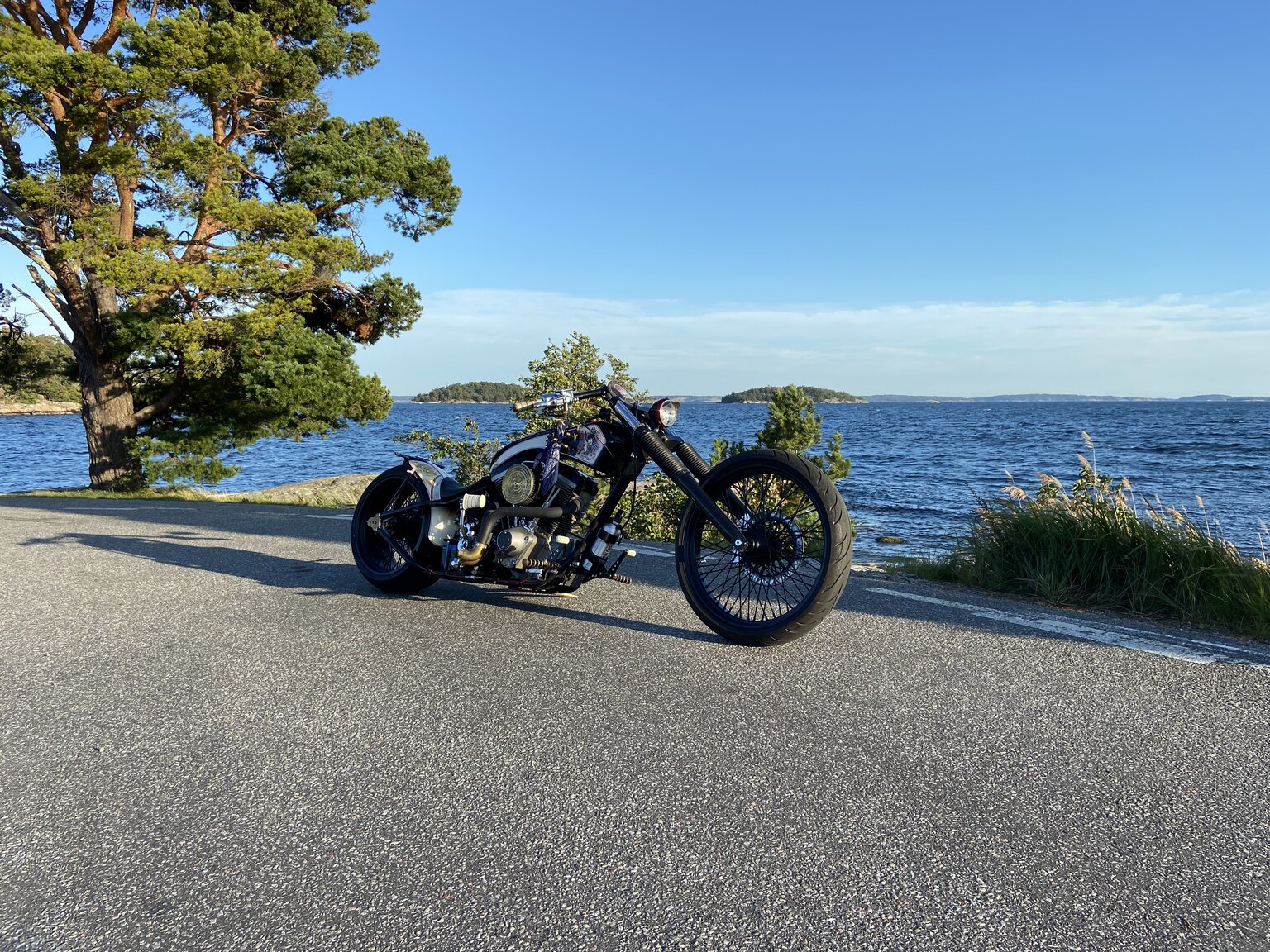 Exteriörbild på 2023 Harley-Davidson Soultrain Belle (64)