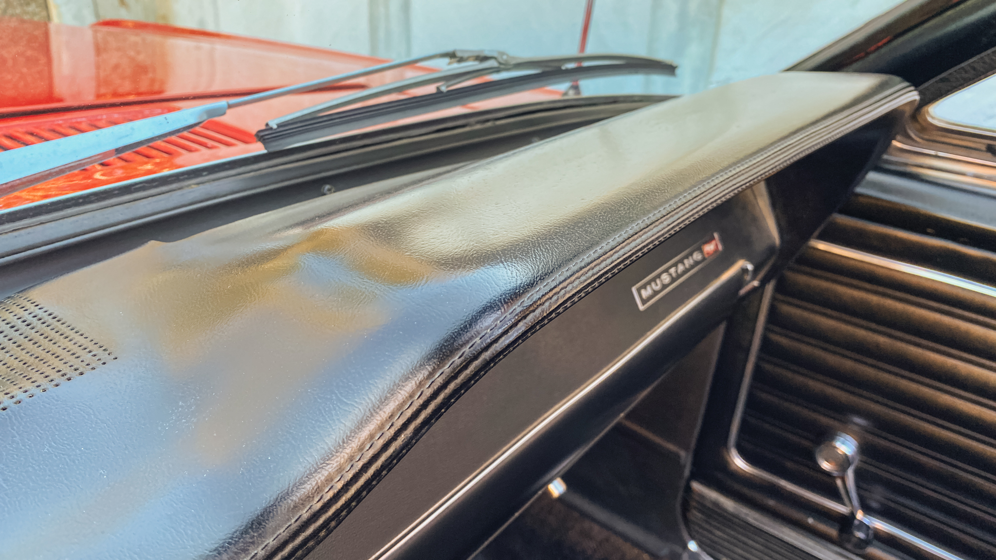 Innenraumfoto von 1968 Ford Mustang 302ci Cabriolet (28)