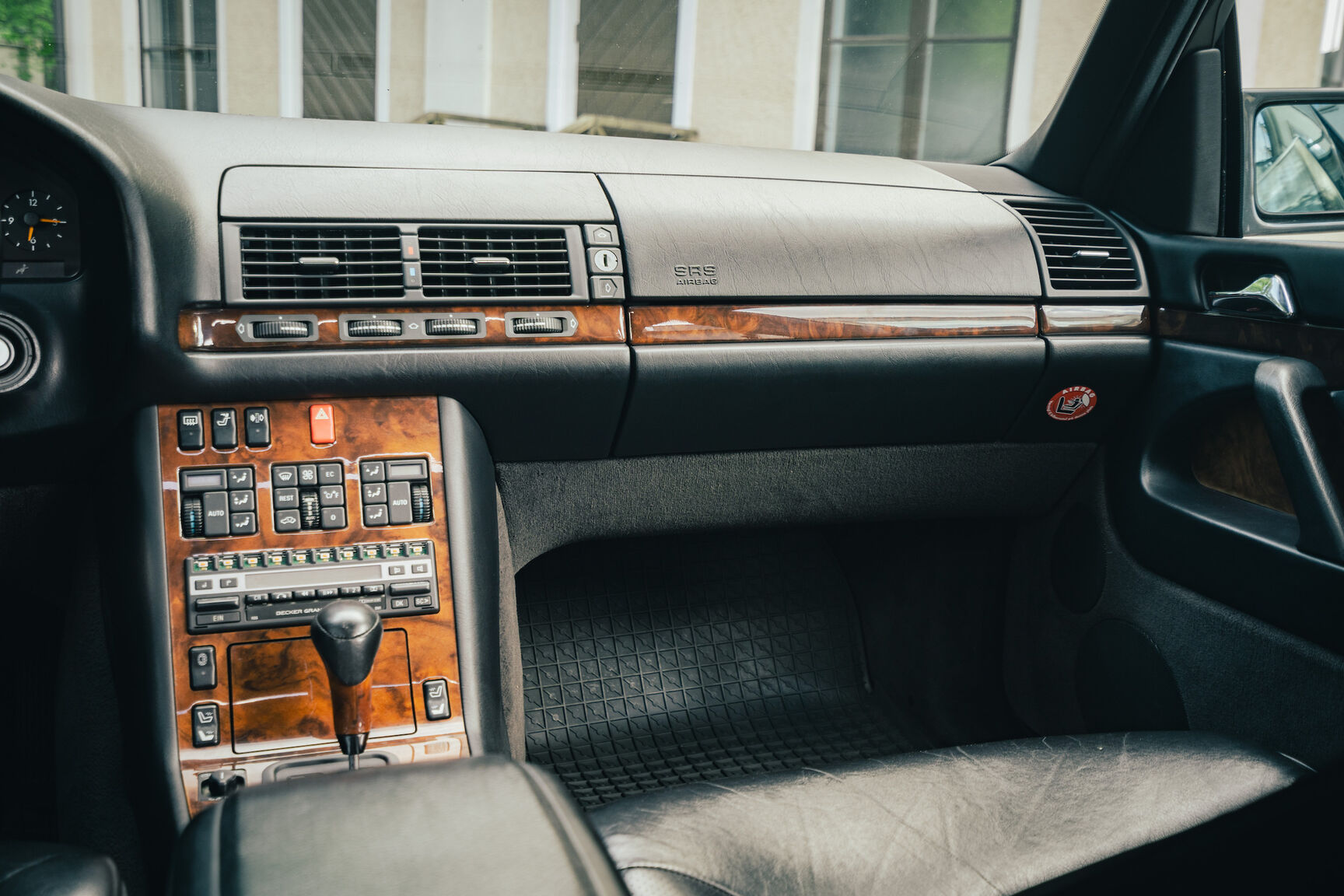 Innenraumfoto von 1992 Mercedes-Benz 500 SE (18)