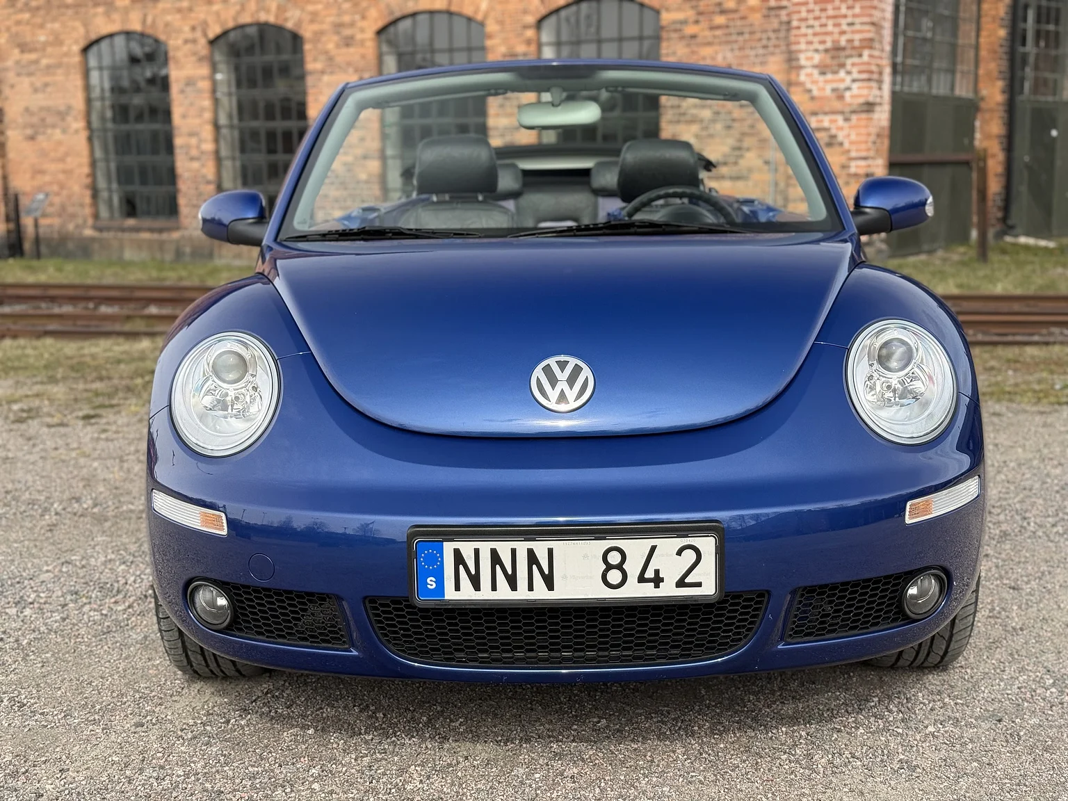 Exterior image of 2007 VW Beetle 1600 Cabriolet  (12)