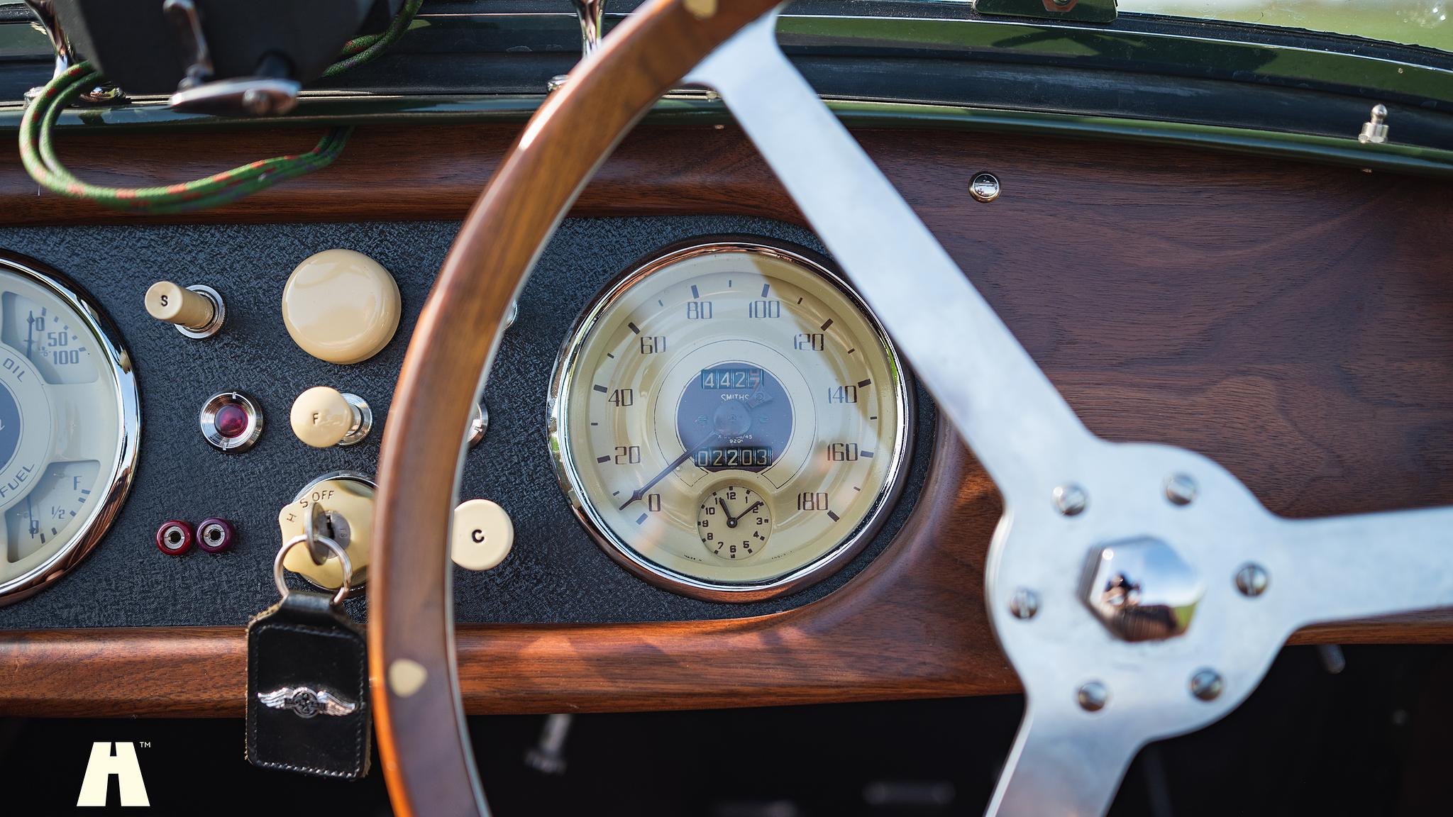 Interiörbild 1951 Morgan Plus 4 (27)