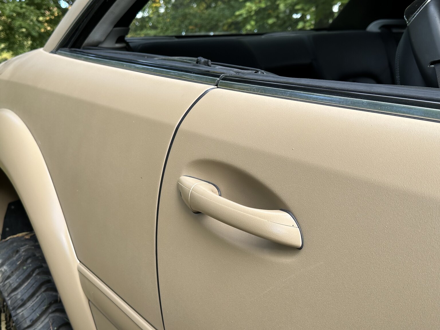 Exteriörbild på 2001 Mercedes-Benz CL600/ML 55 AMG