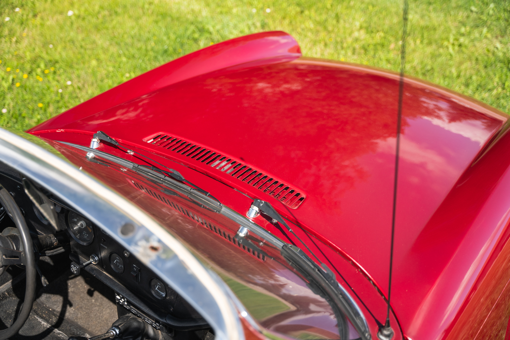 Exterior image of 1971 Triumph Spitfire MK4 (18)