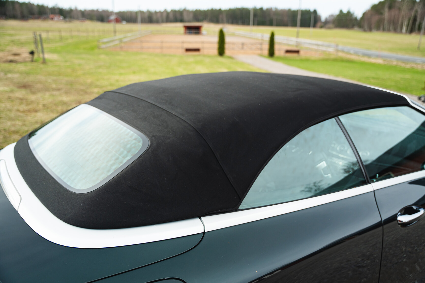 Exterior image of 2019 Mercedes-Benz E300 Cabriolet