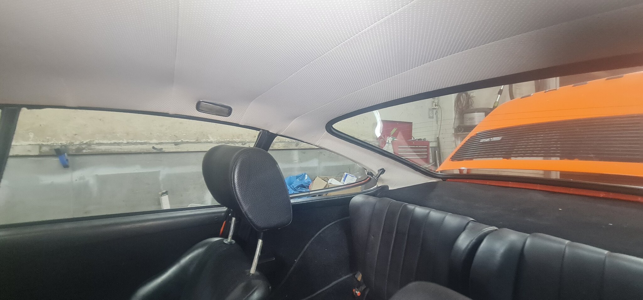 Interior image of 1972 Porsche 911E