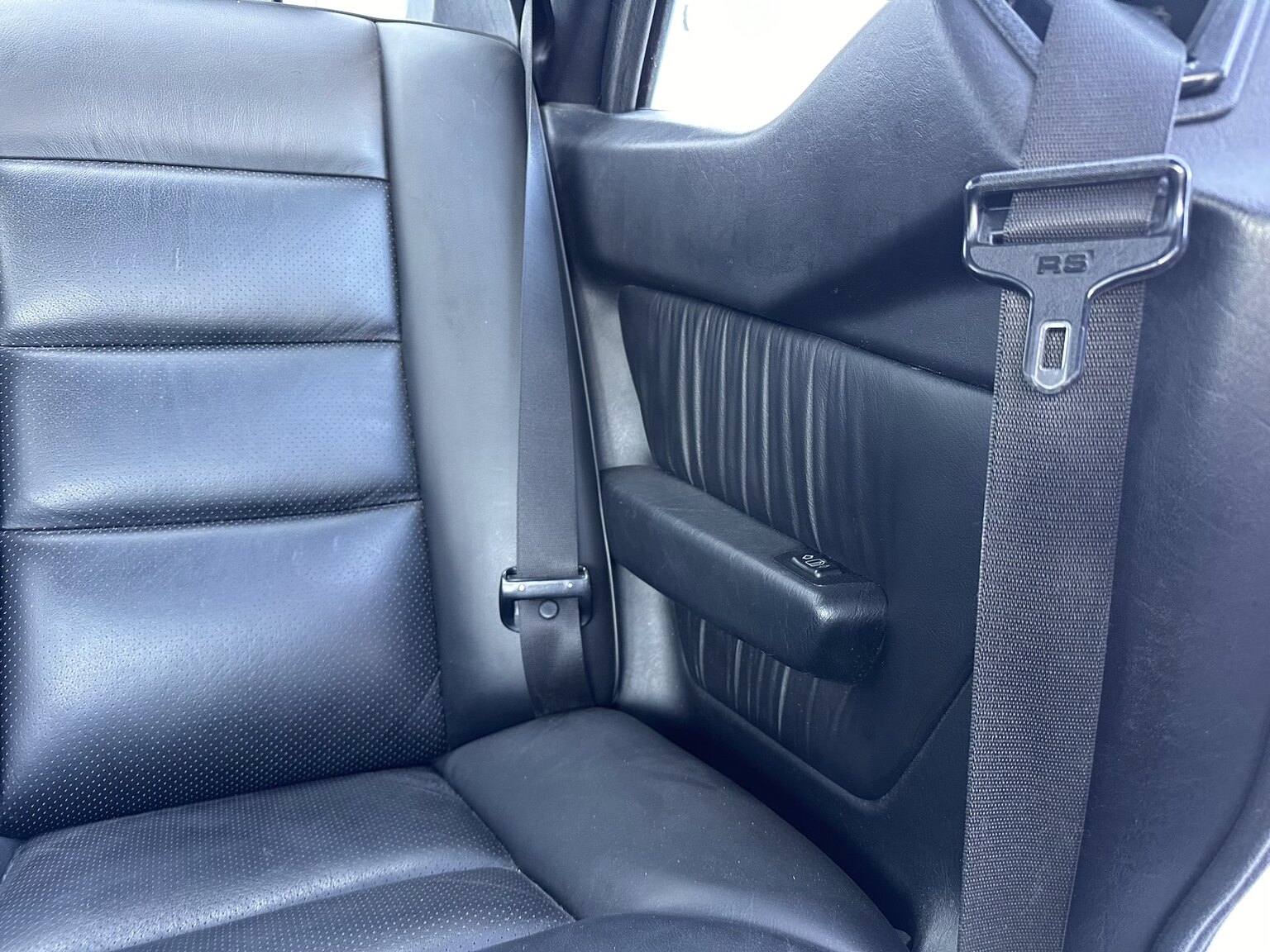 Interior image of 1992 Mercedes-Benz 300 CE-24