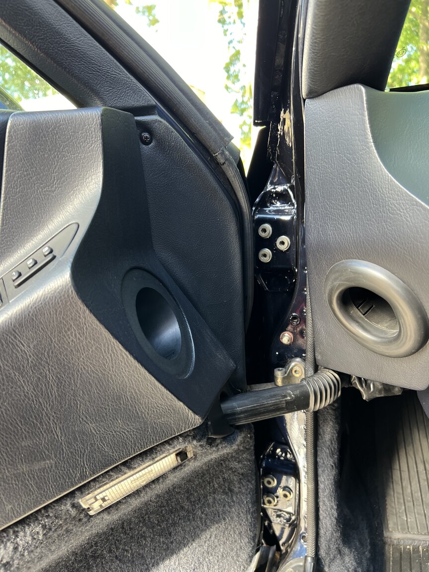 Interior image of 1993 Porsche 928 GTS