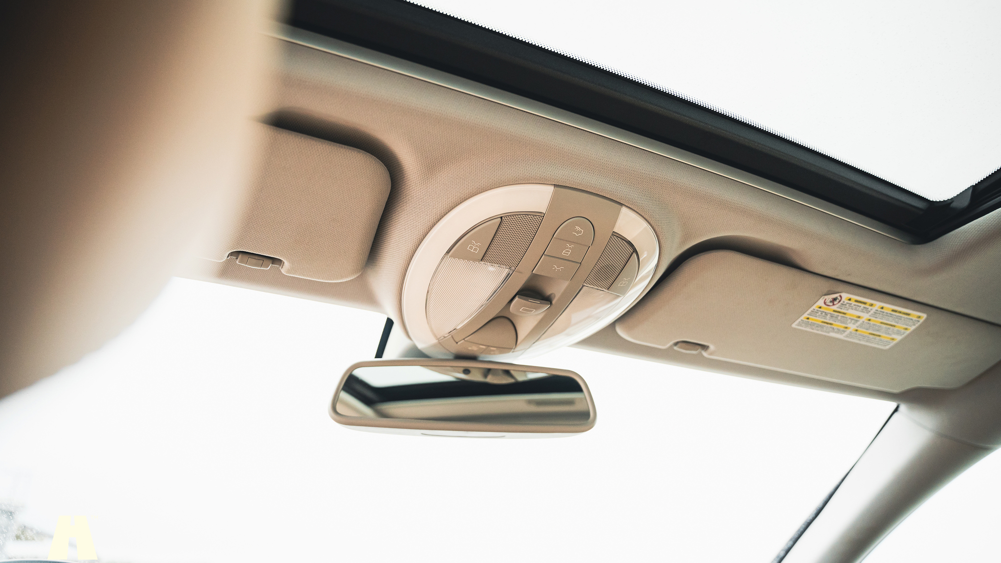 Innenraumfoto von 2008 Mercedes-Benz CLS 63 AMG (73)