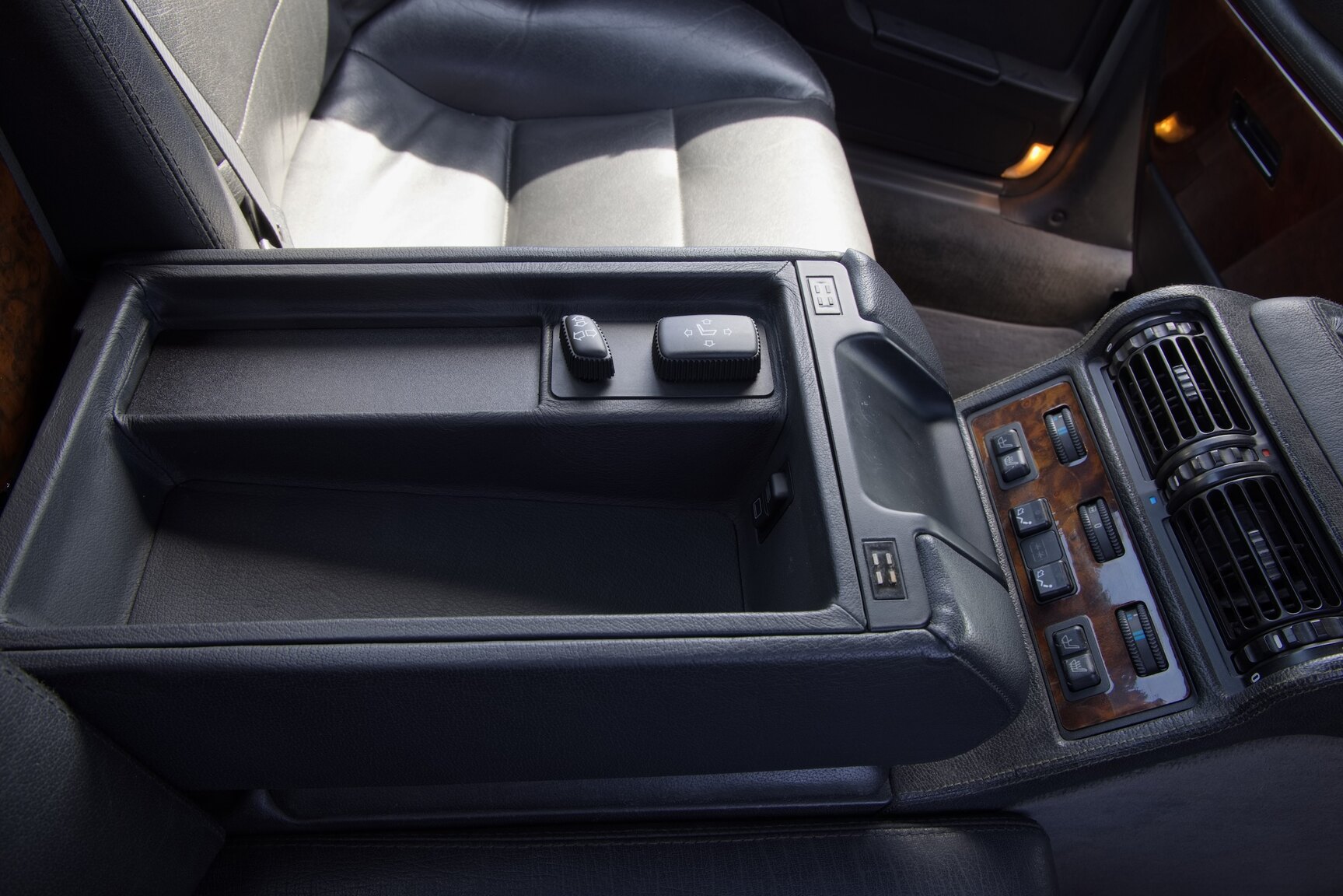 Interiörbild 1990 BMW 750 IAL Highline