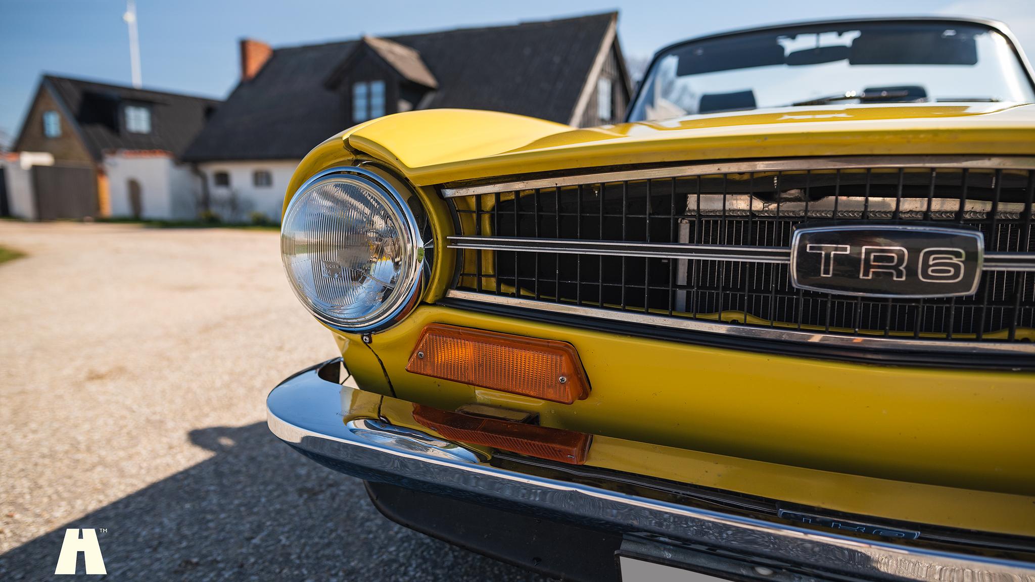 Exteriörbild på 1974 Triumph TR6 (18)