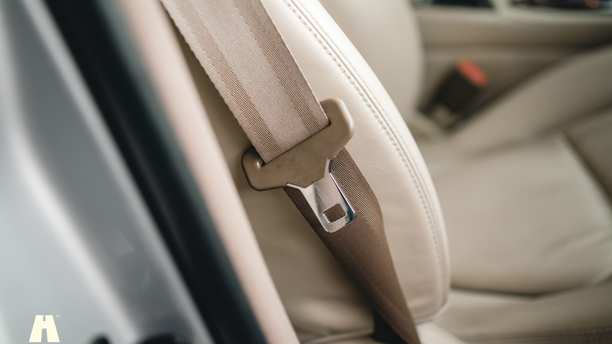 Interior image of 2003 Jaguar XJ Super V8