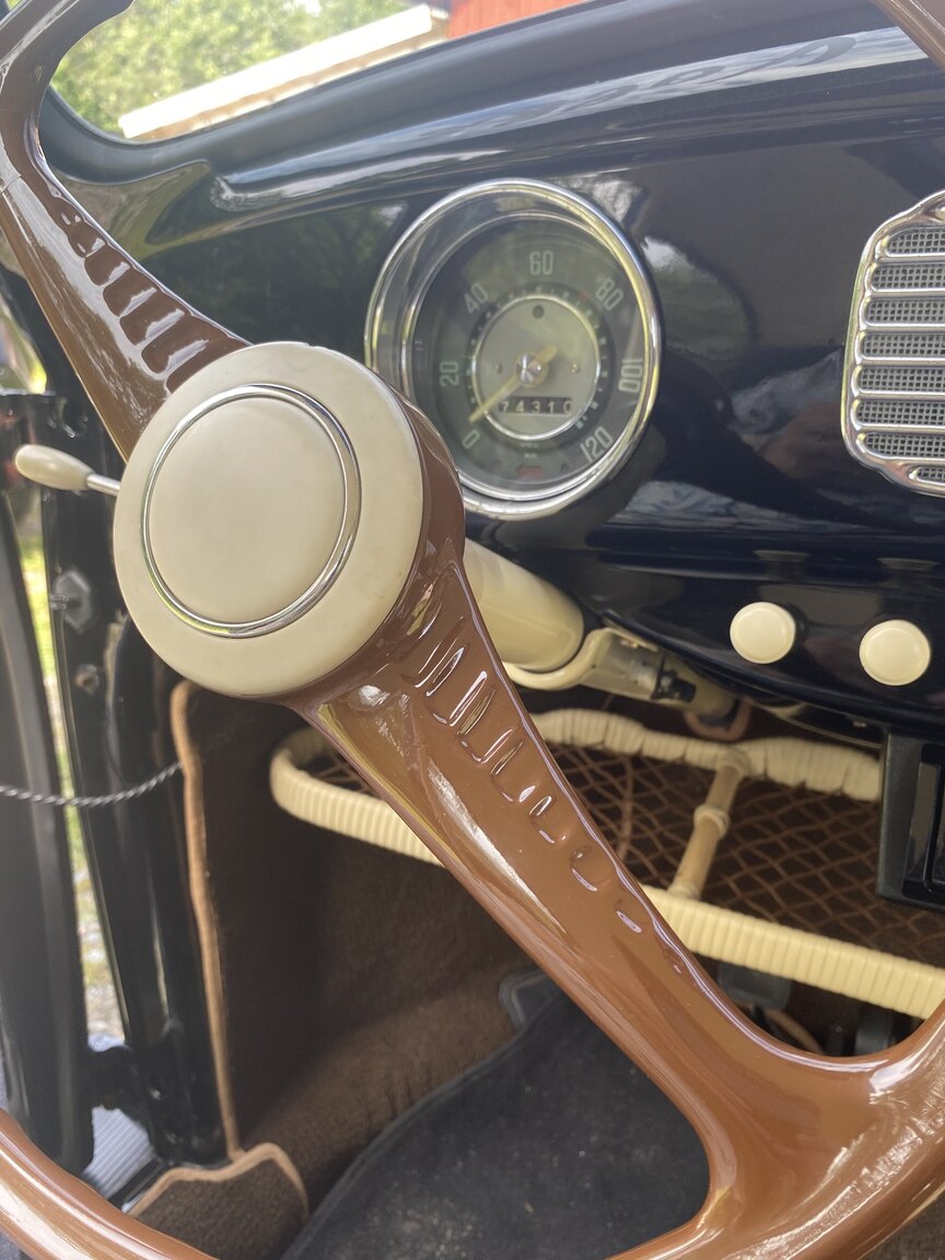 Interior image of 1956 Volkswagen Beetle 
