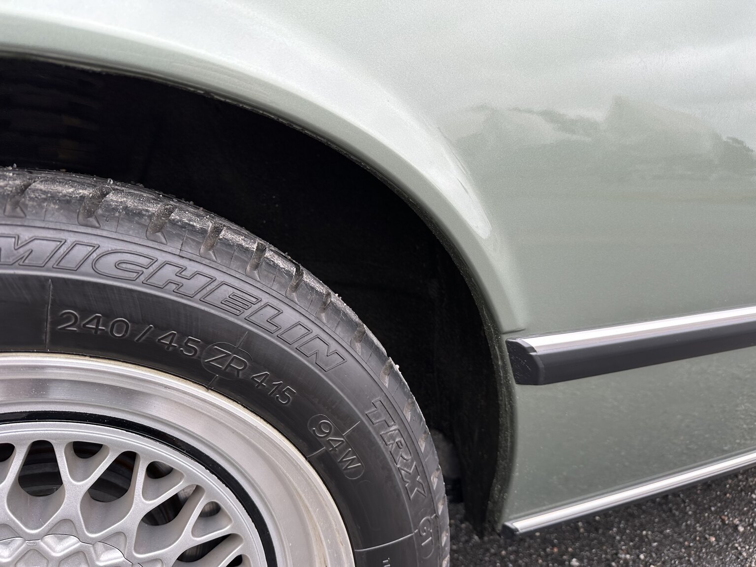 Exterior image of 1986 BMW 635CSi