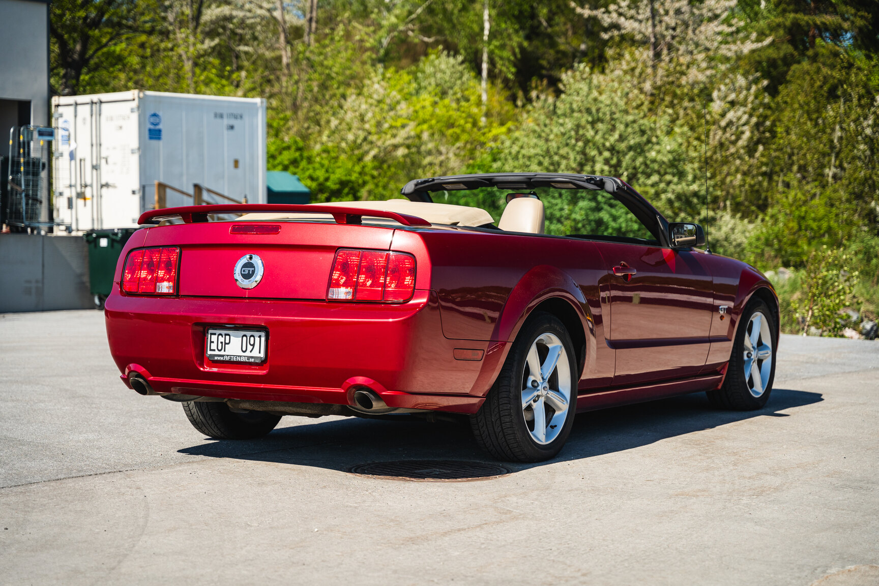 Exteriörbild på 2005 Ford Mustang GT Cabriolet