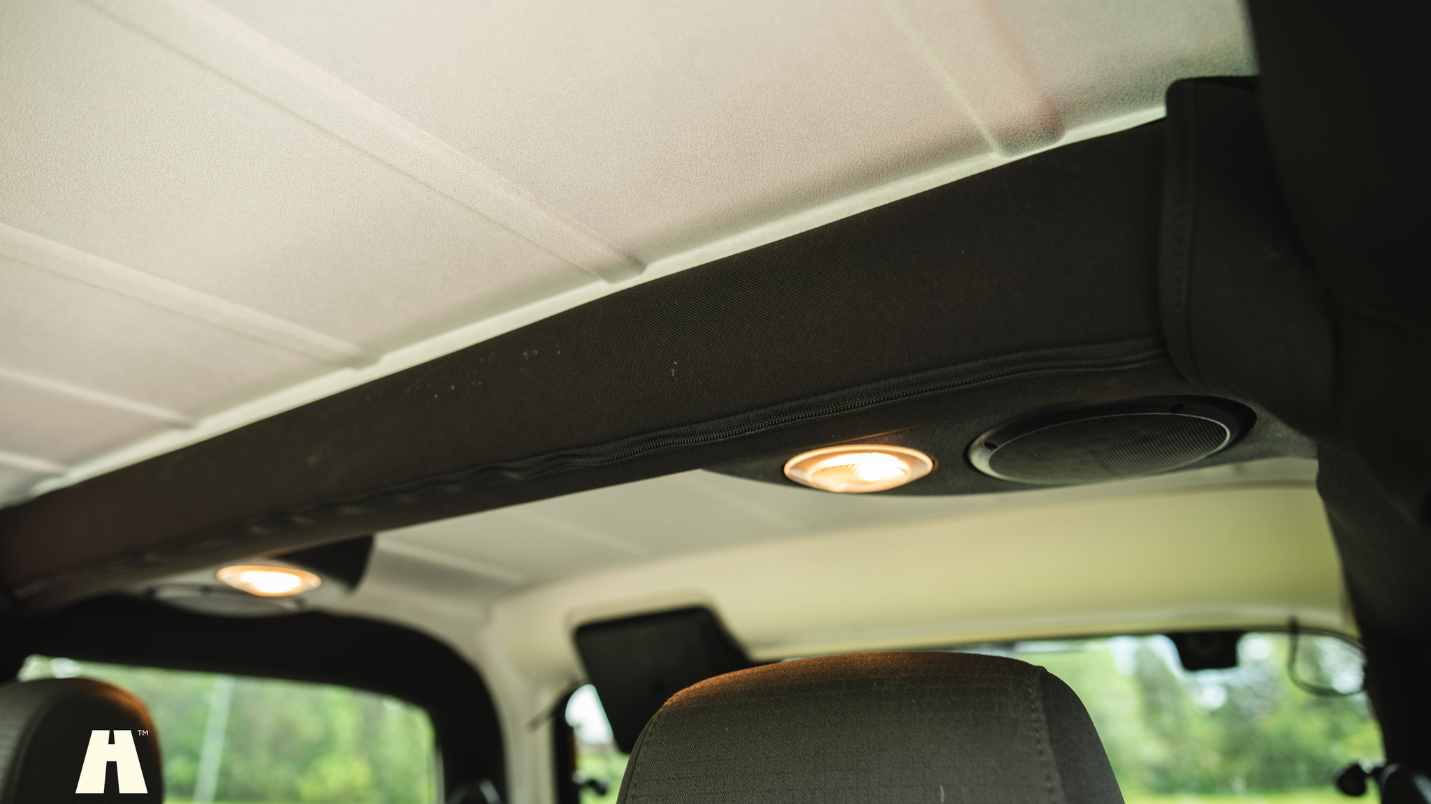 Innenraumfoto von 2006 Jeep Wrangler 4.0L Sahara 