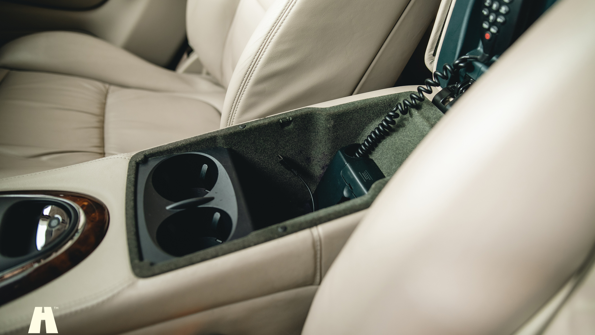 Innenraumfoto von 2003 Jaguar XJ Super V8