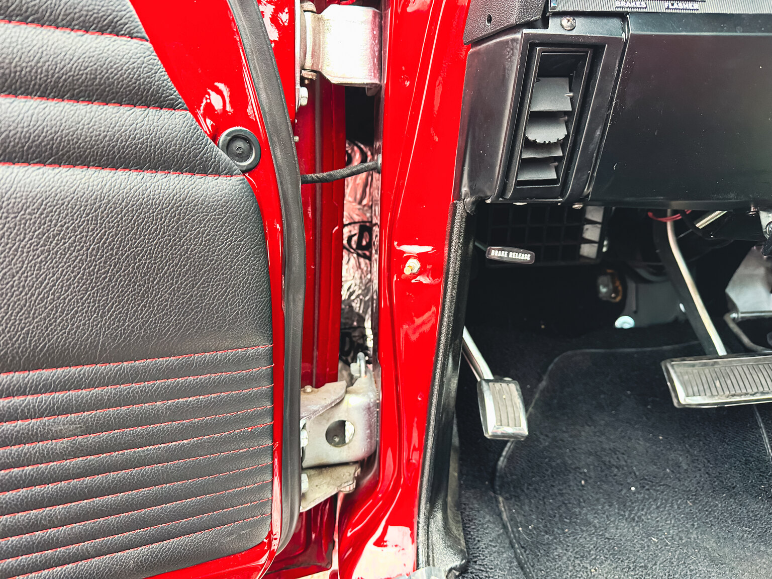 Interior image of 1968 Dodge Charger R/T (12)