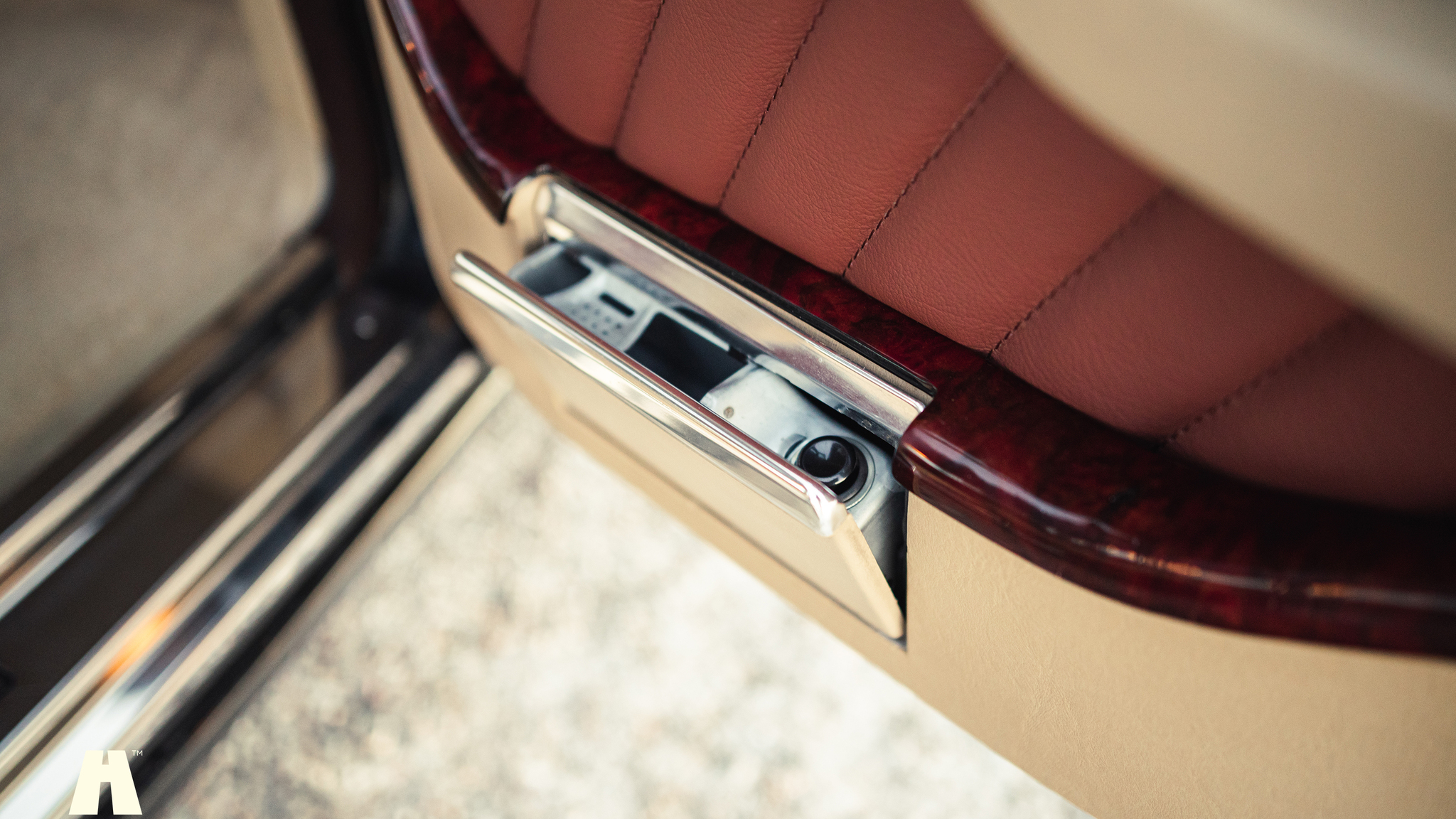 Innenraumfoto von 1991 Mercedes 1000 SEL TRASCO