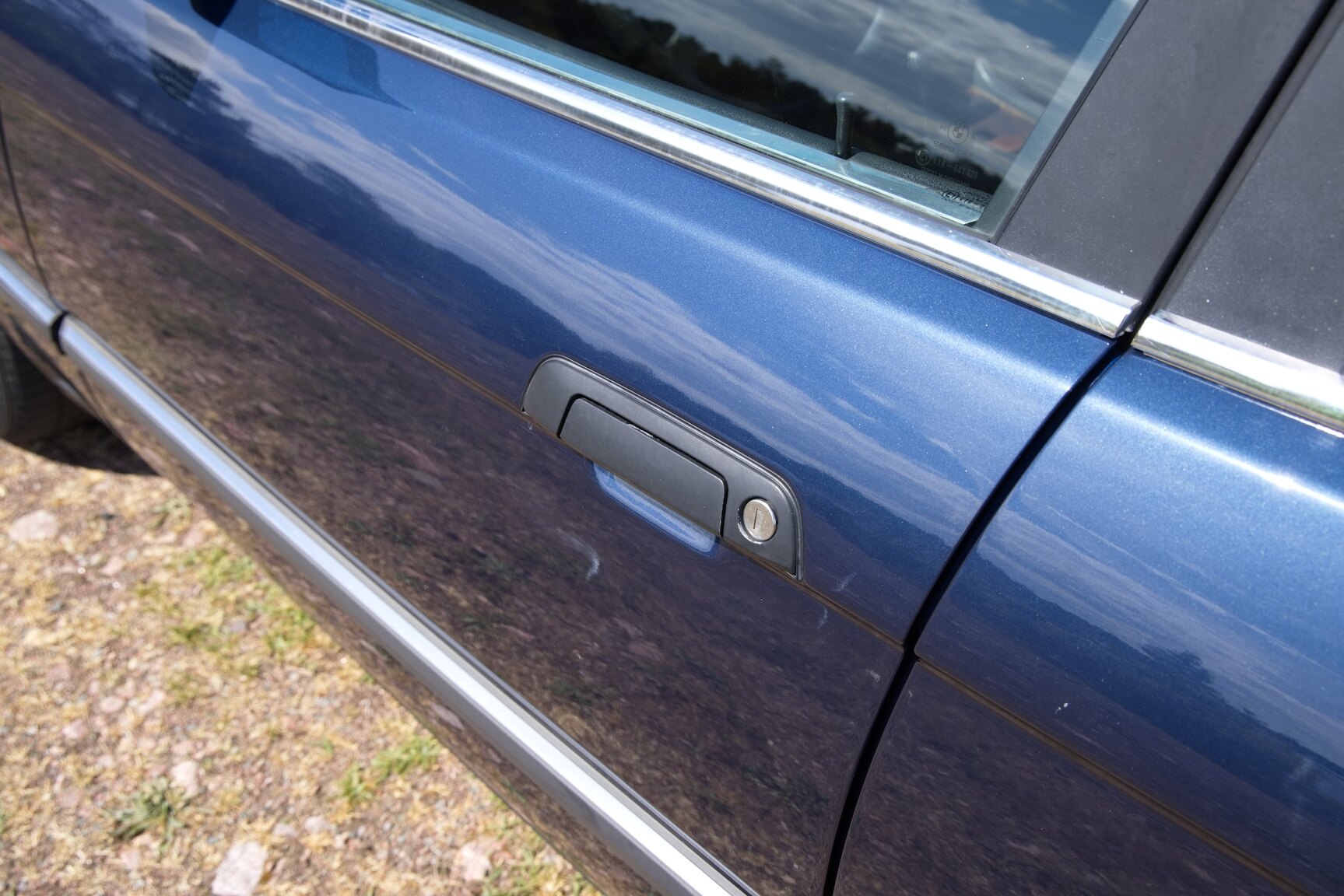 Exteriörbild på 1990 BMW 750 IAL Highline